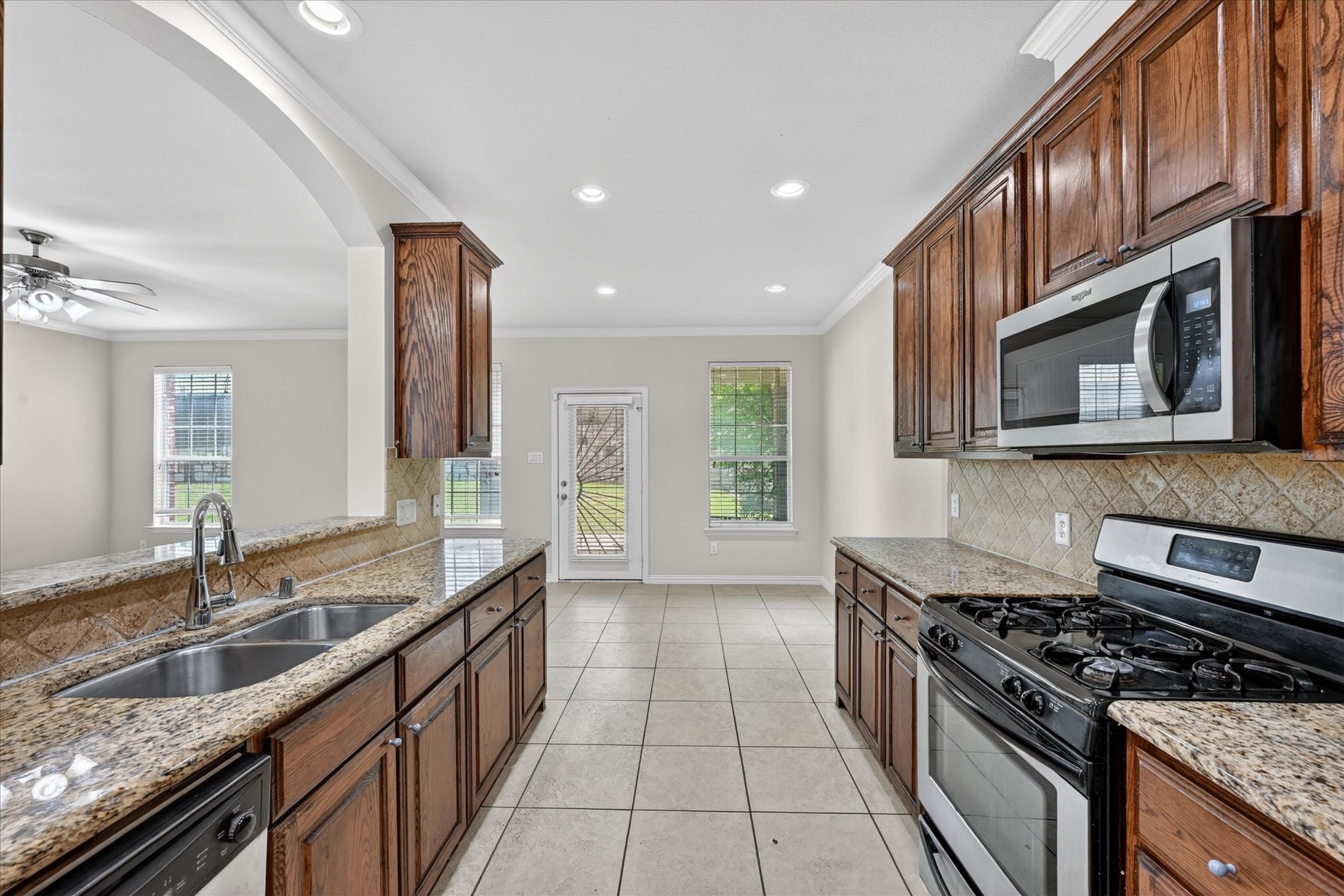 2304 Janna Way Carrollton TX 75006