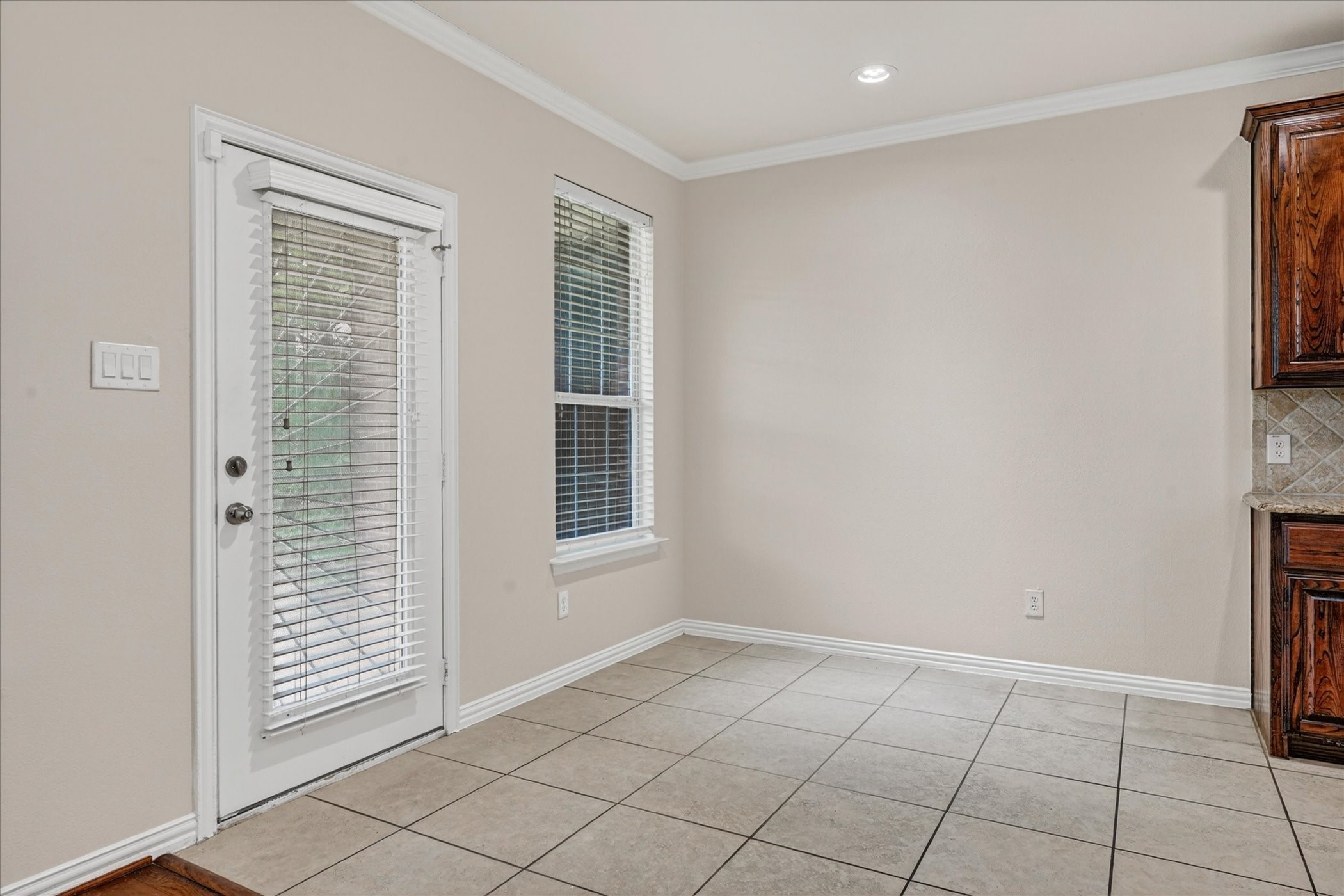 2304 Janna Way Carrollton TX 75006