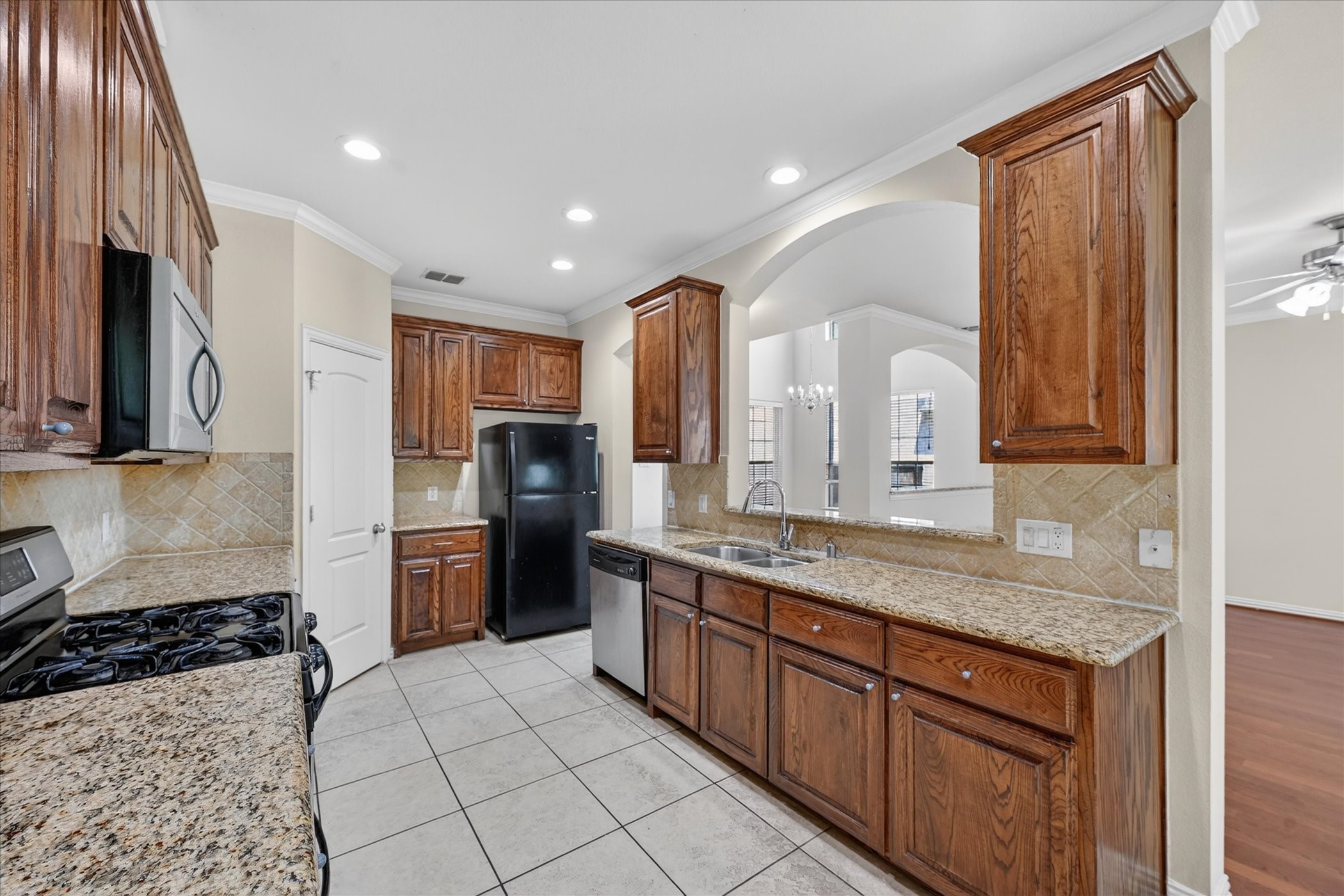 2304 Janna Way Carrollton TX 75006