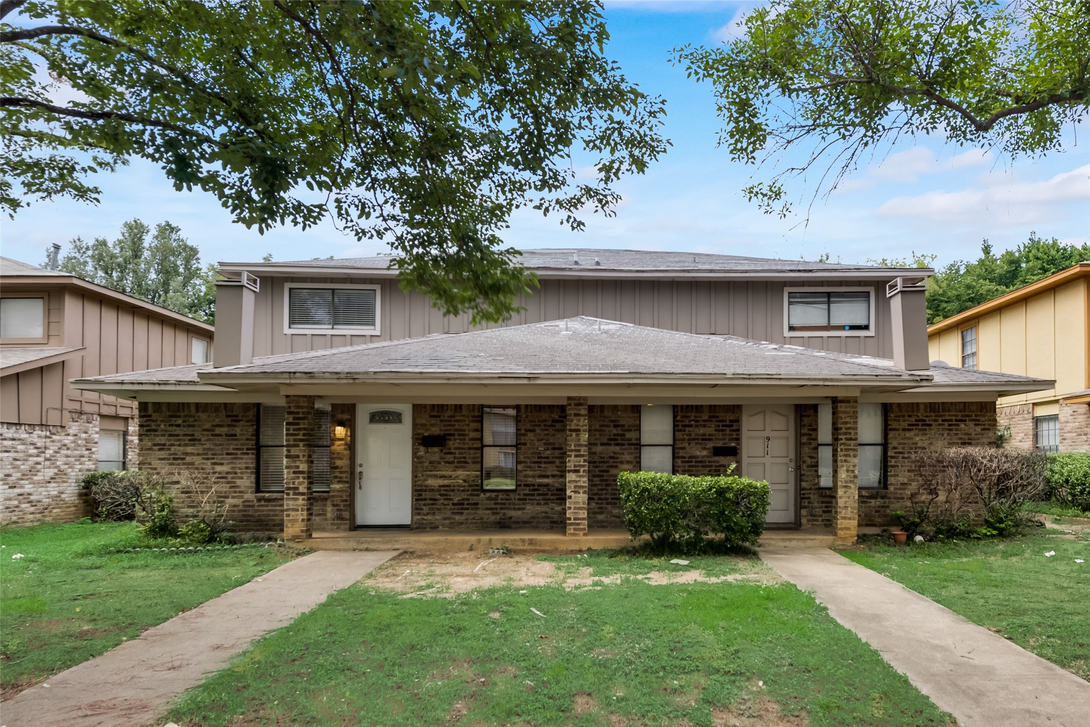 913 W Rochelle Road Irving TX 75062