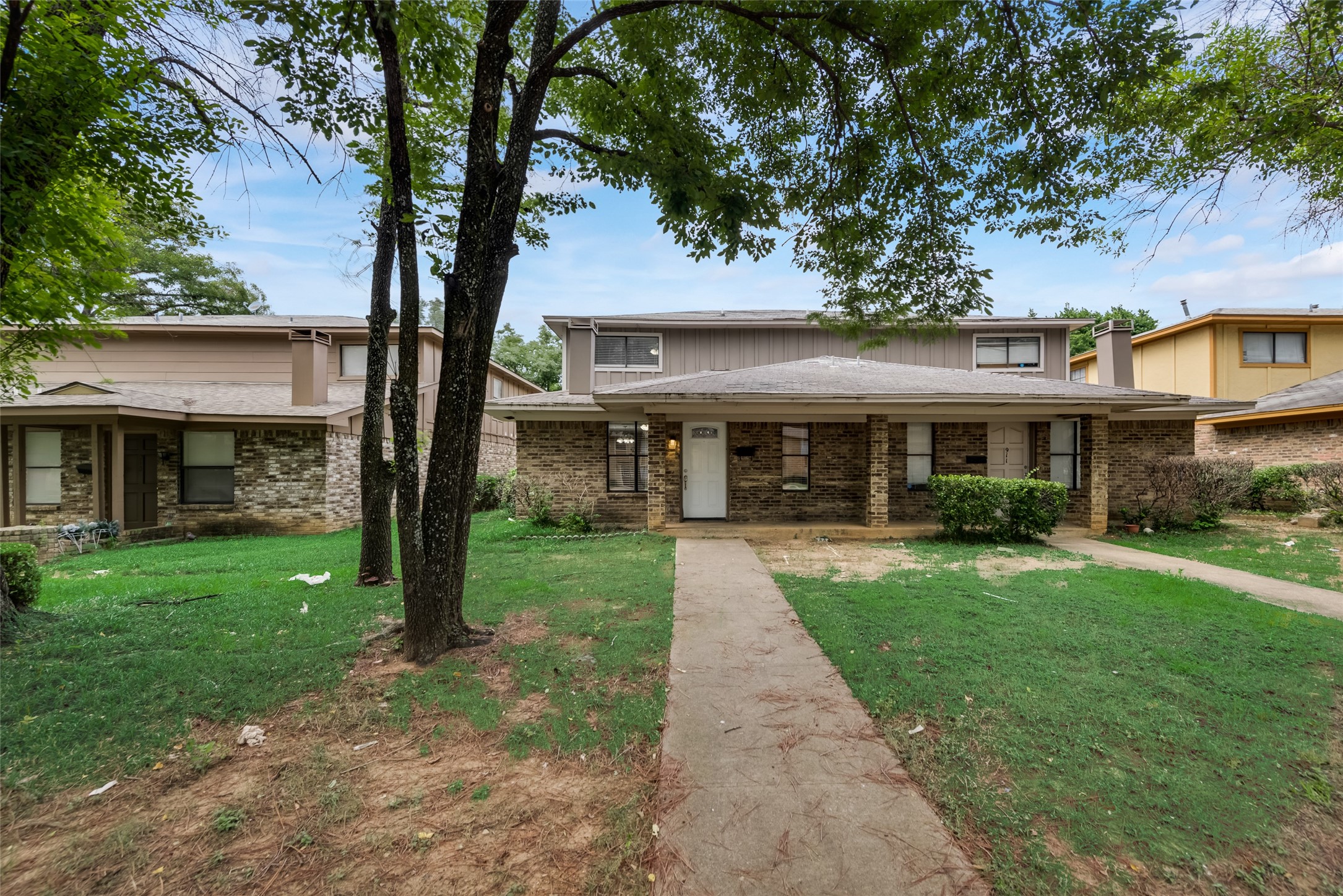913 W Rochelle Road Irving TX 75062