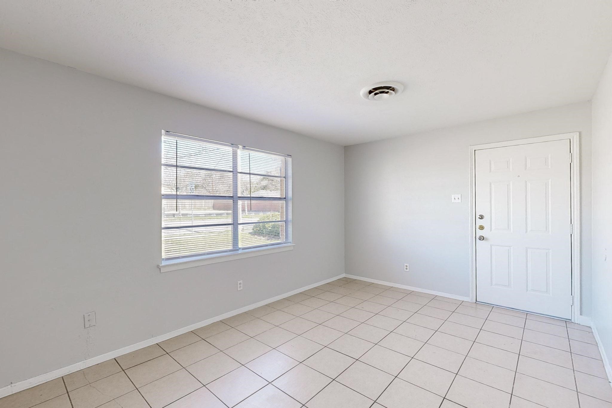 220 W Union Bower Road Irving TX 75061