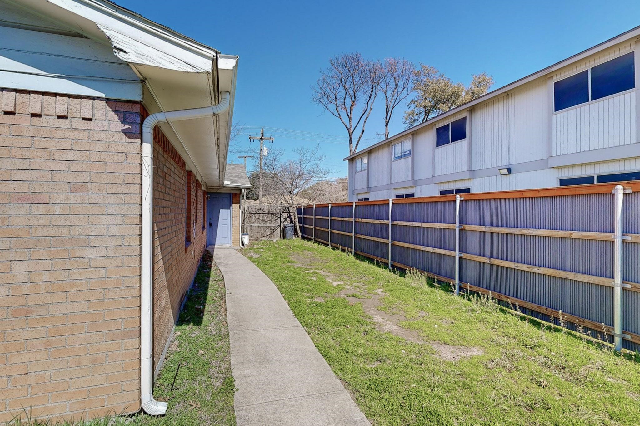 220 W Union Bower Road Irving TX 75061