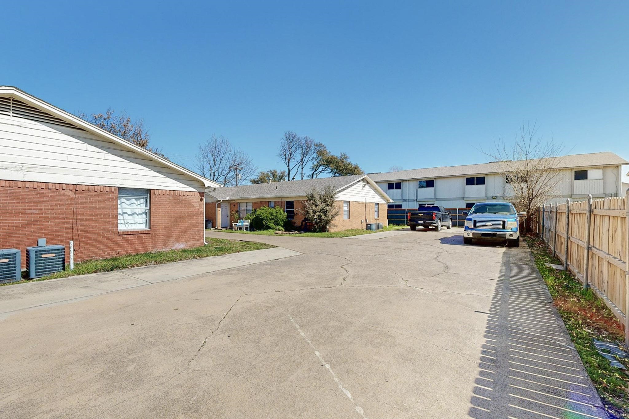 220 W Union Bower Road Irving TX 75061