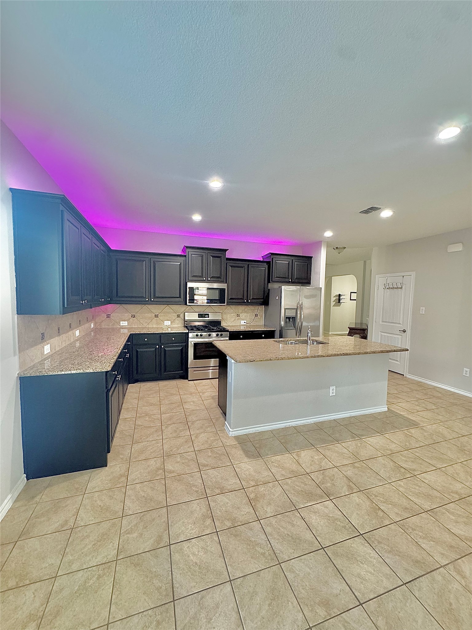 204 Red Fox Lane Denton TX 76210