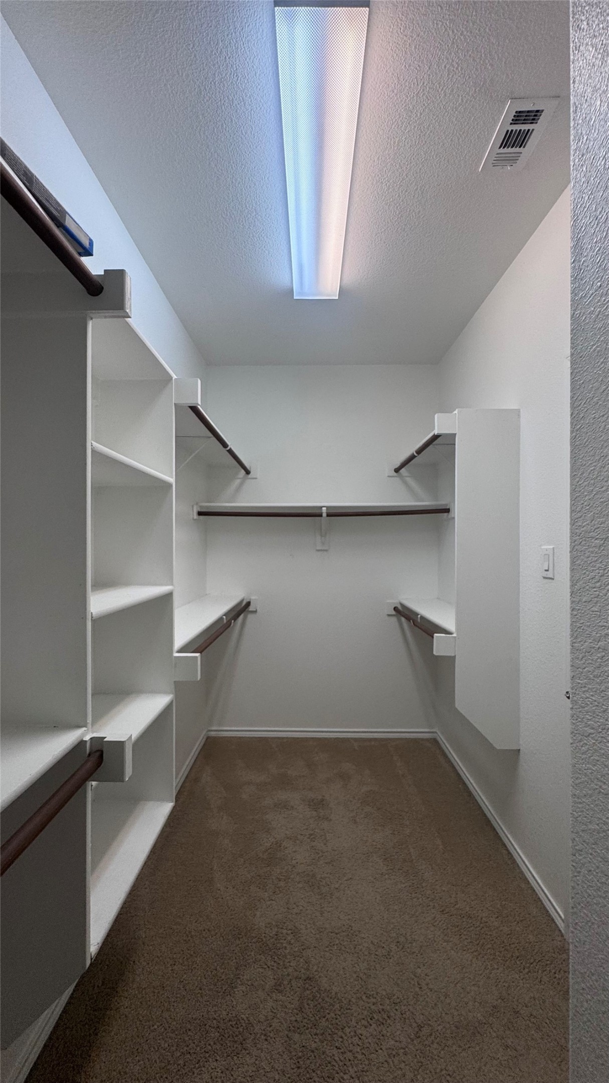 204 Red Fox Lane Denton TX 76210