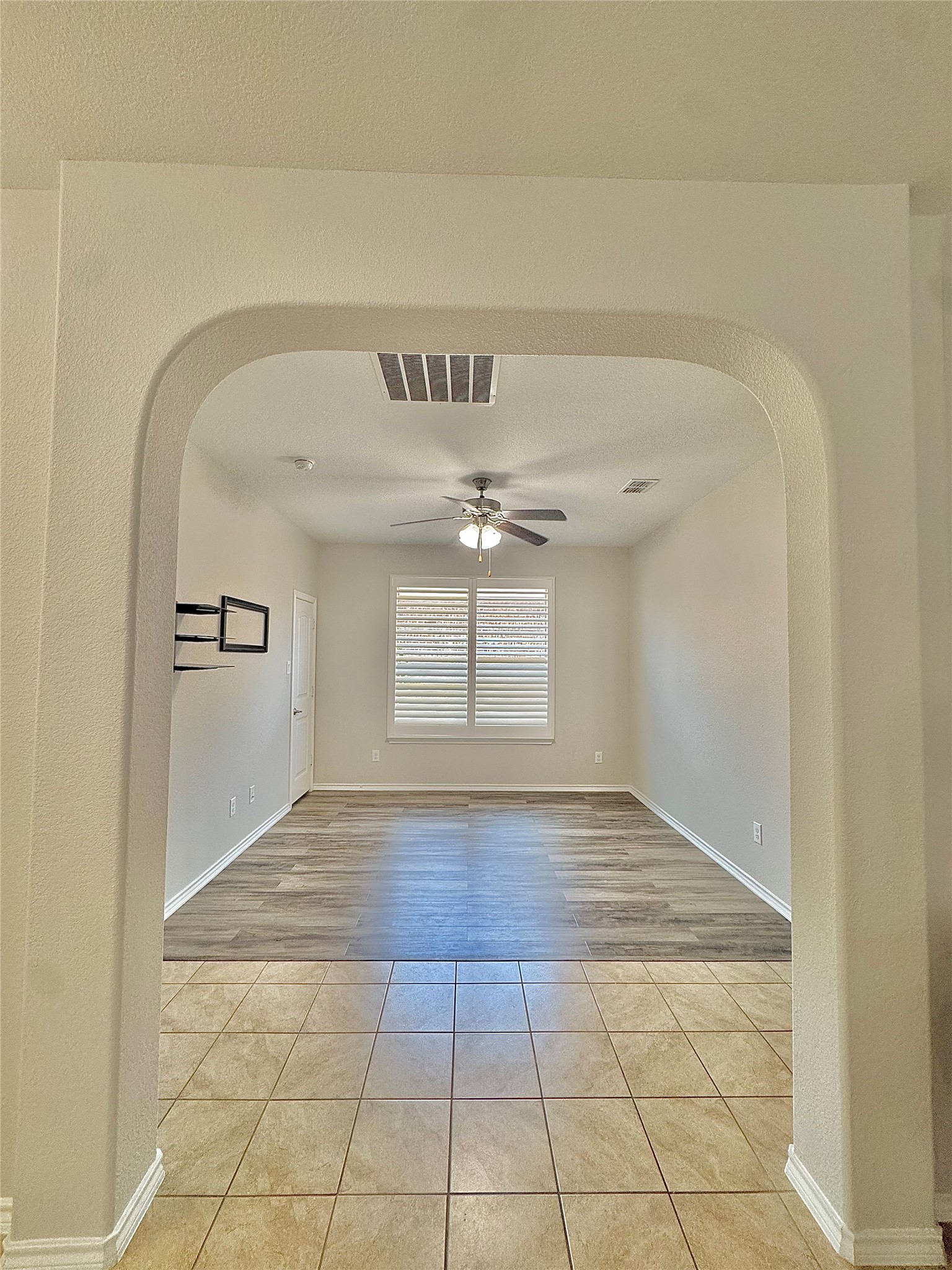 204 Red Fox Lane Denton TX 76210