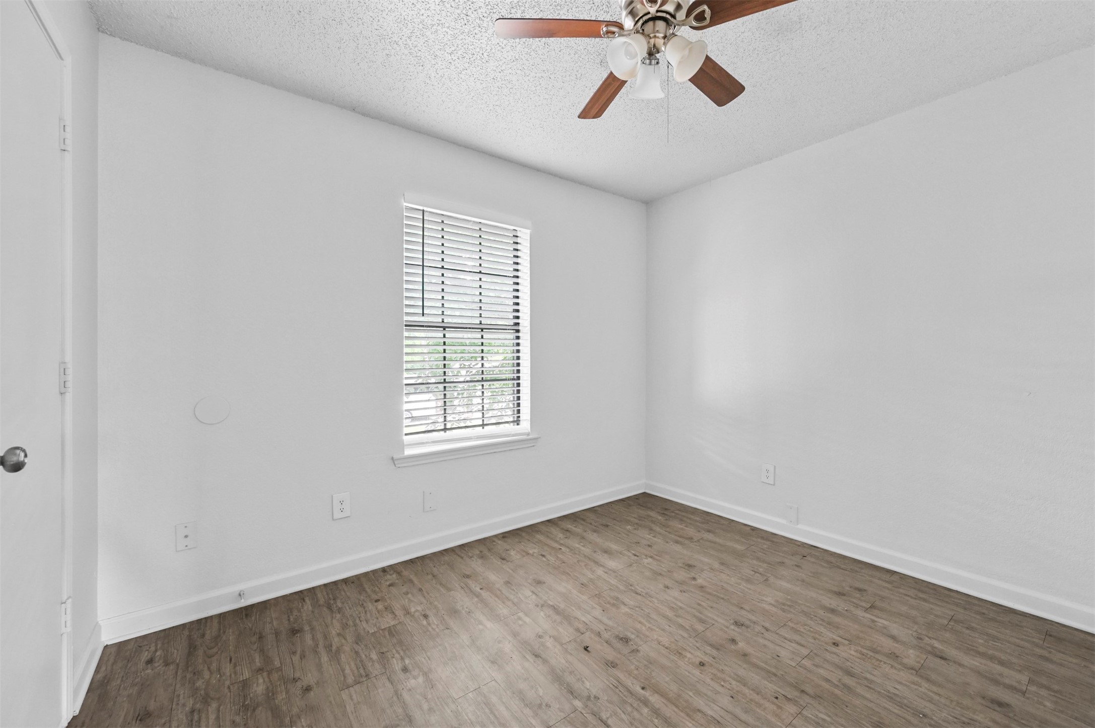 4921 Miller Avenue Fort Worth TX 76119