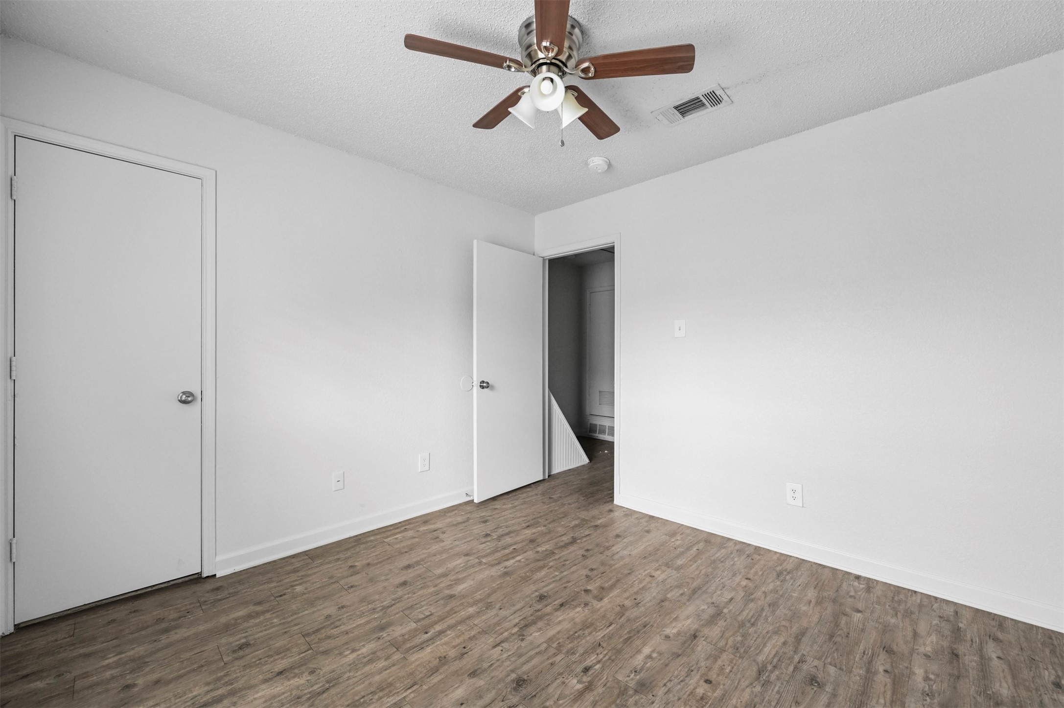 4921 Miller Avenue Fort Worth TX 76119