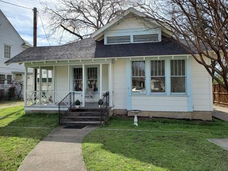 921 W Oak Street Denton TX 76201