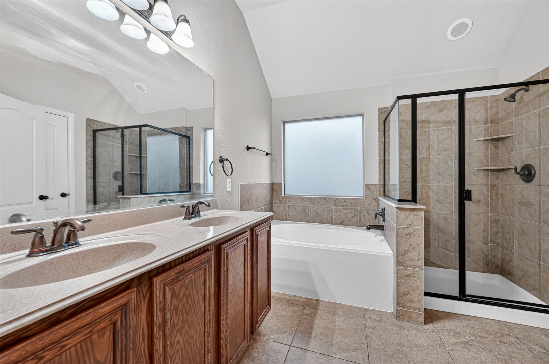 8204 Tierra Del Sol Road Arlington TX 76002