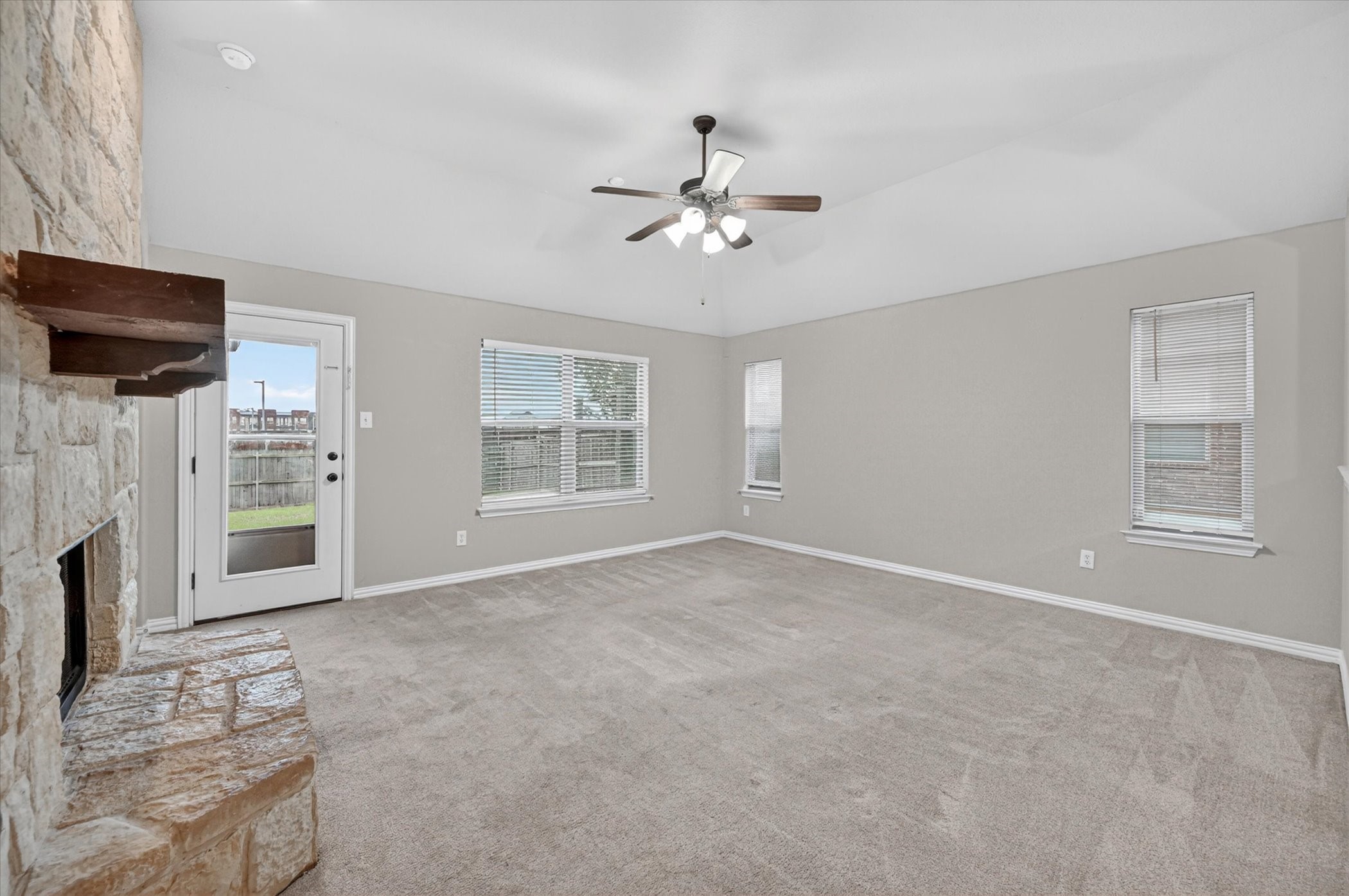 8204 Tierra Del Sol Road Arlington TX 76002