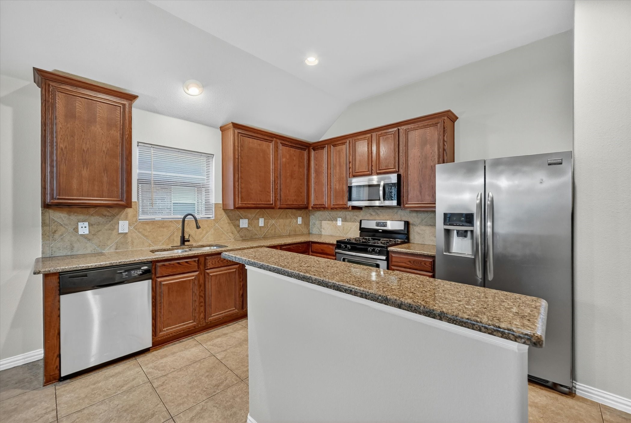 8204 Tierra Del Sol Road Arlington TX 76002