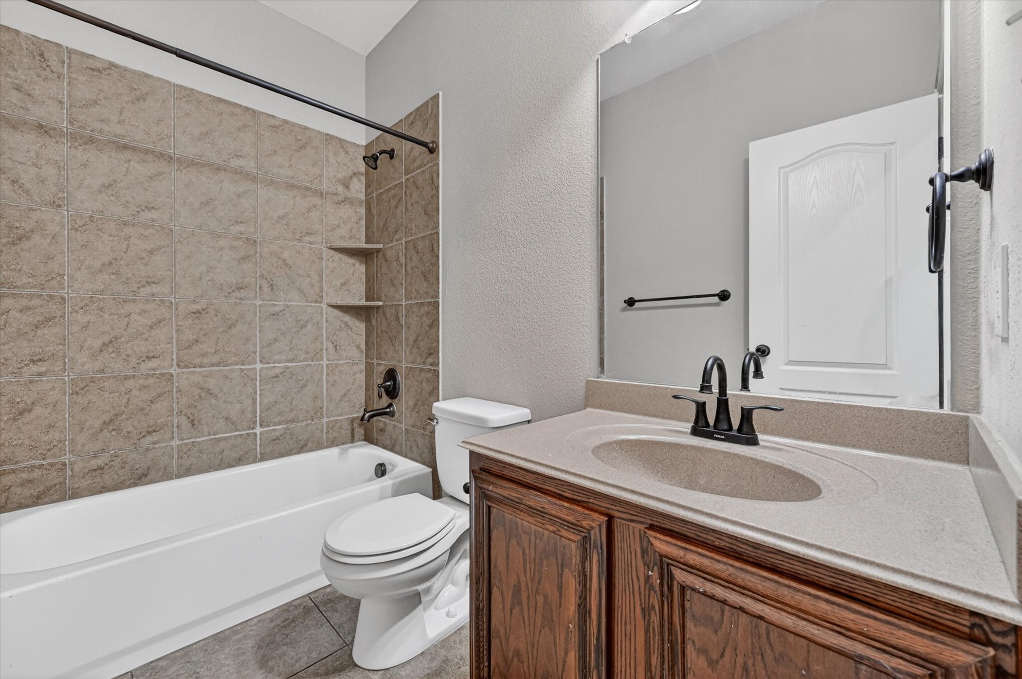 8204 Tierra Del Sol Road Arlington TX 76002