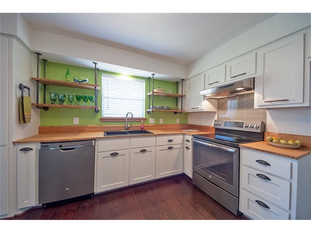 8717 Hackney Lane Dallas TX 75238