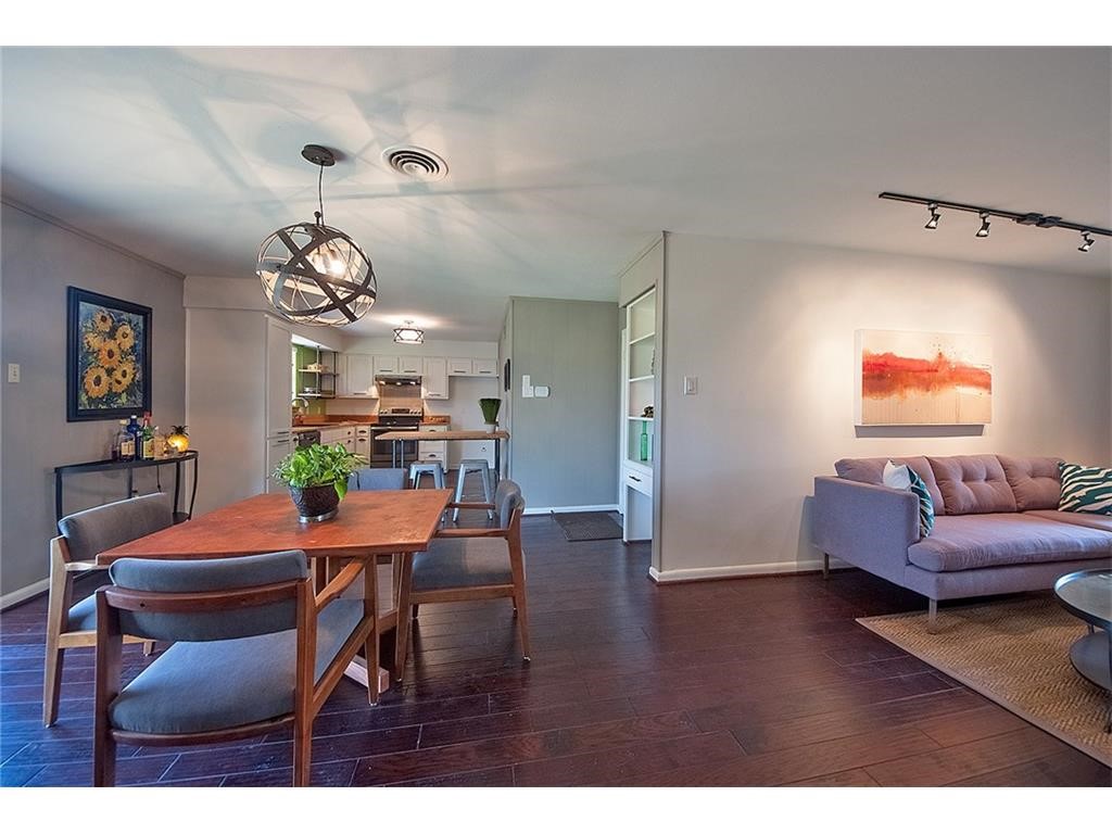 8717 Hackney Lane Dallas TX 75238