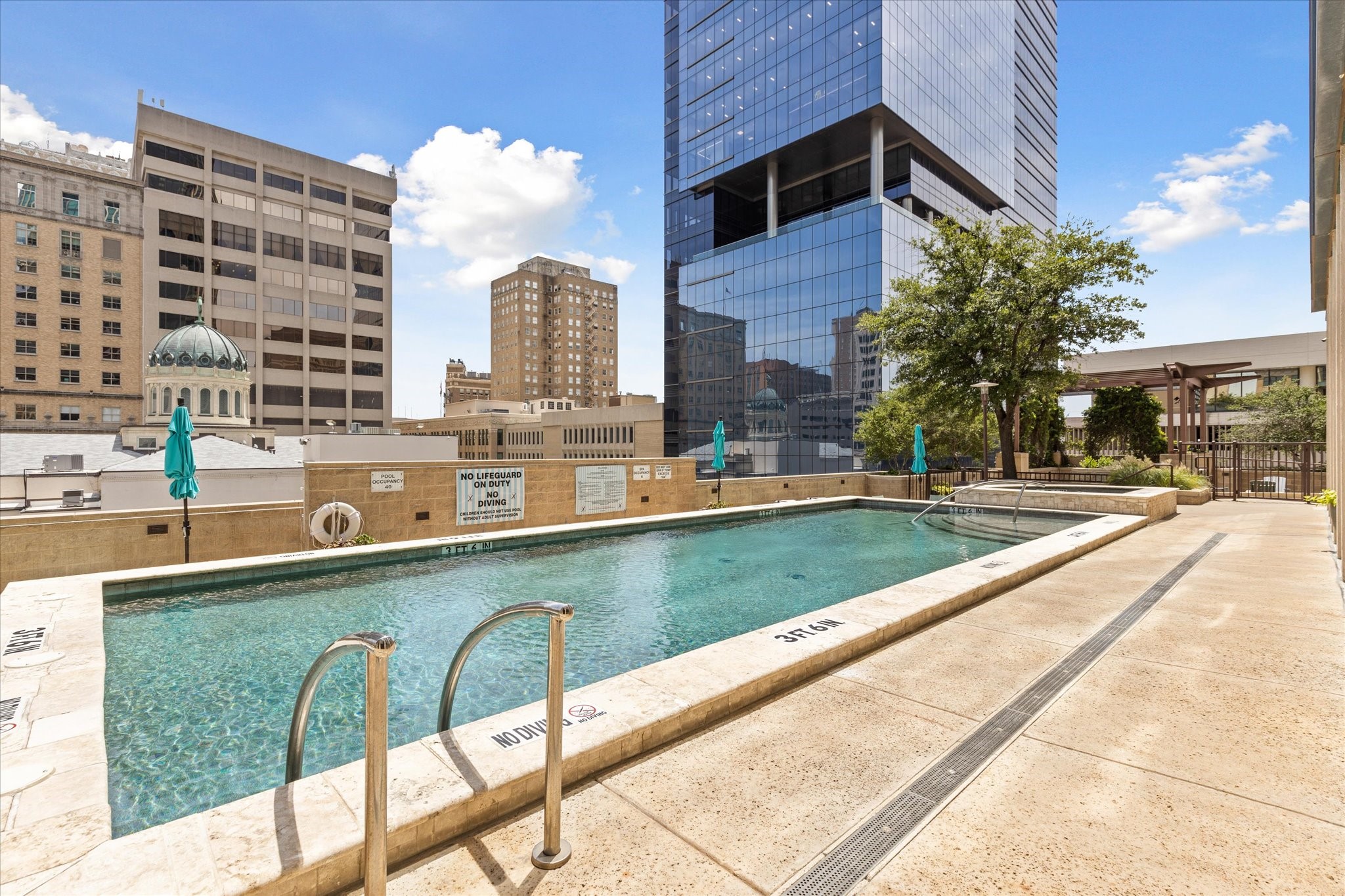 500 Throckmorton Street Fort Worth TX 76102