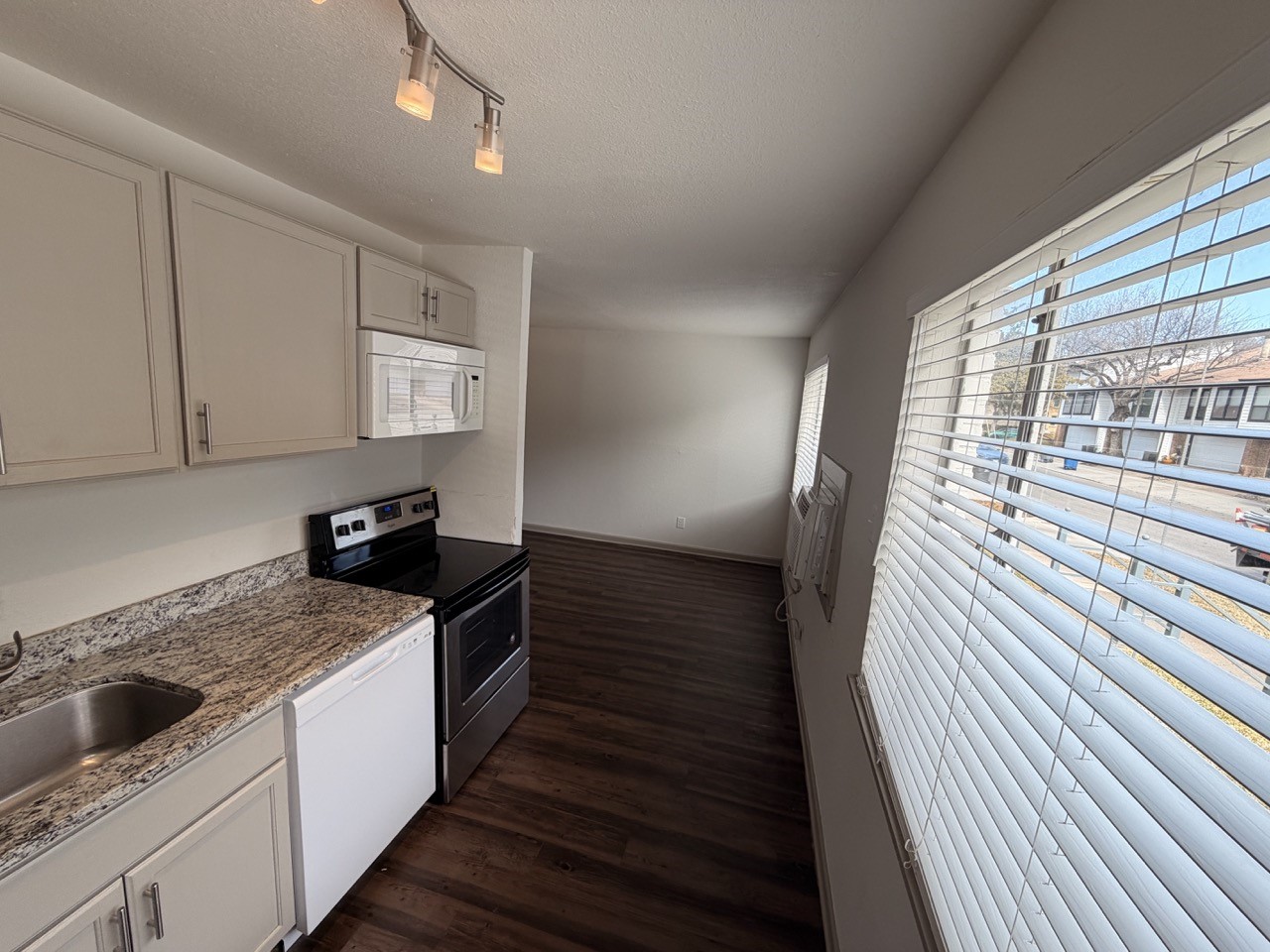 4115 Douglas Avenue Dallas TX 75219