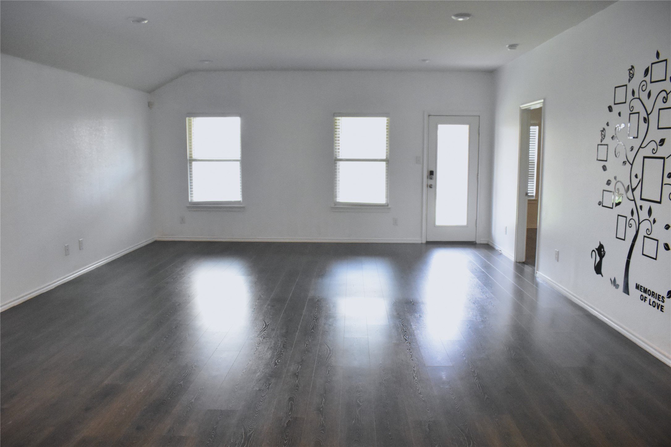 111 Real Quiet Lane Caddo Mills TX 75135