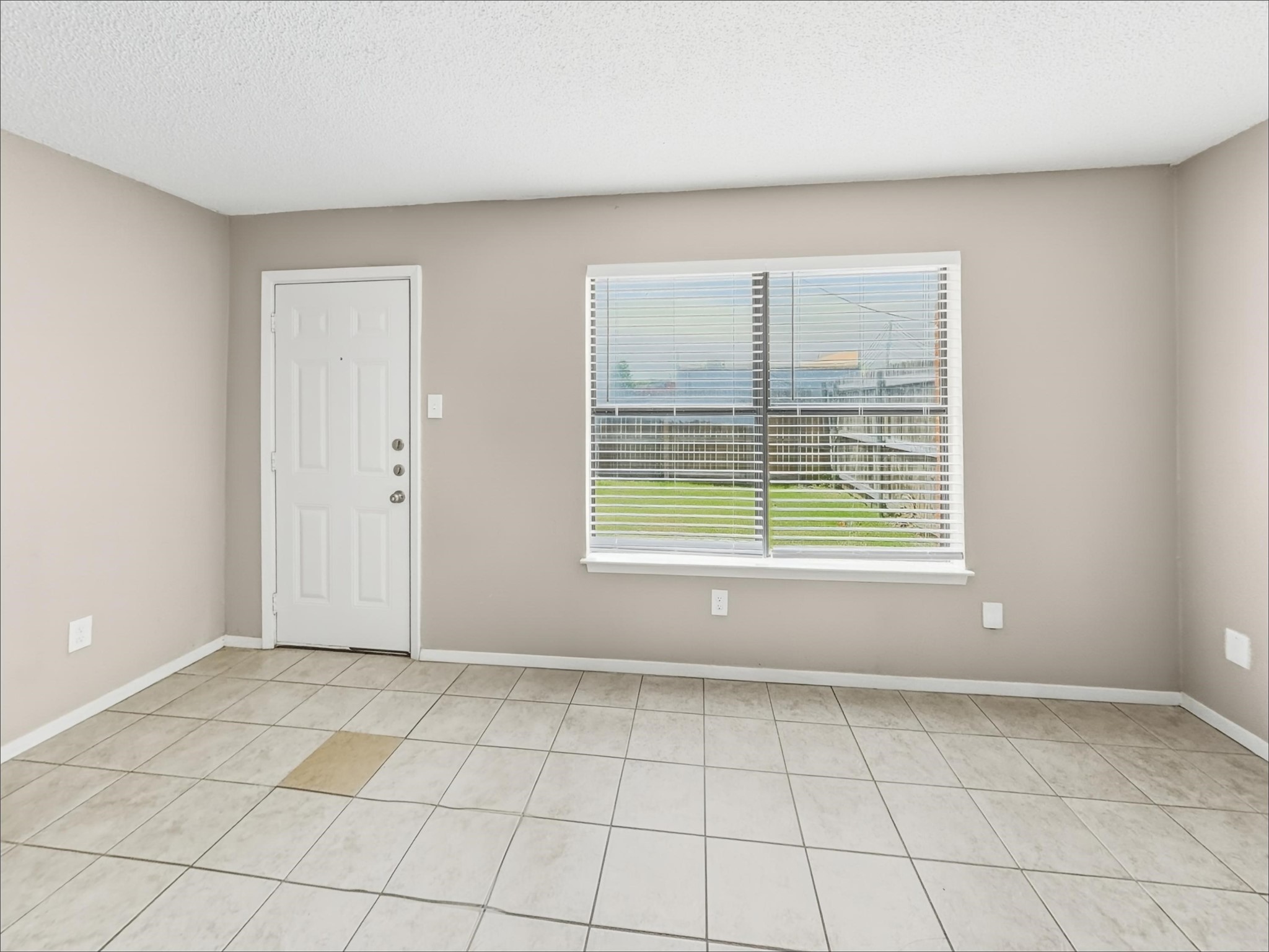 1006 Bland Drive Arlington TX 76010