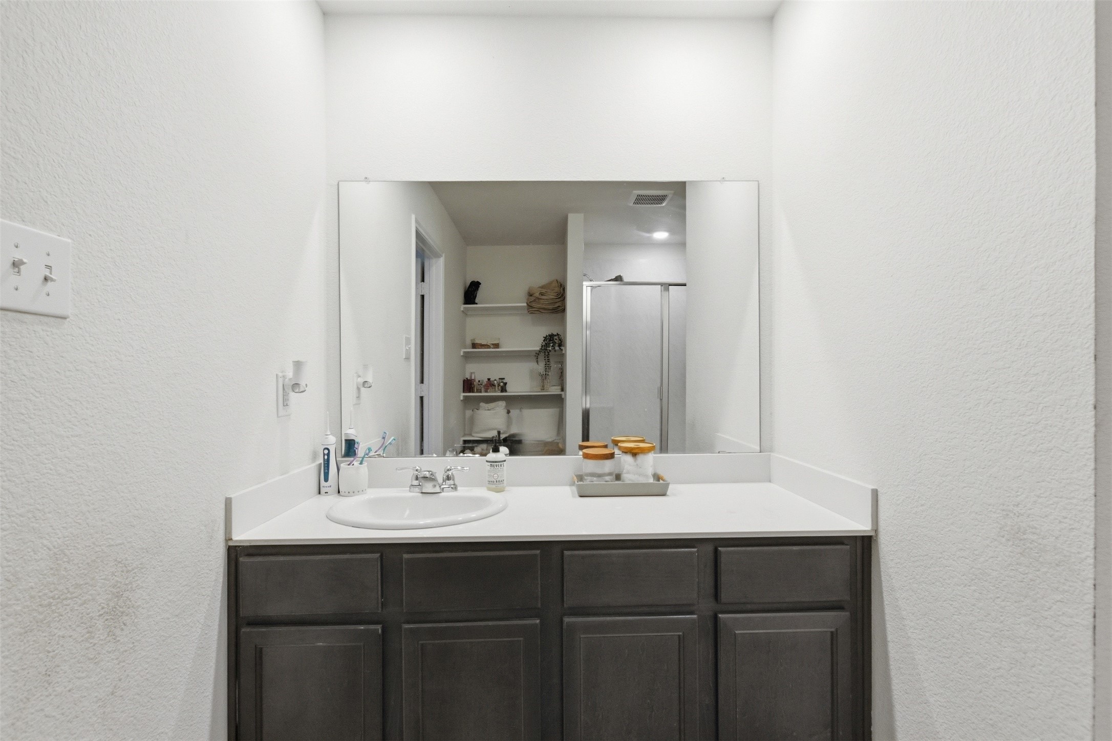 1200 Canterbury Lane Ennis TX 75119