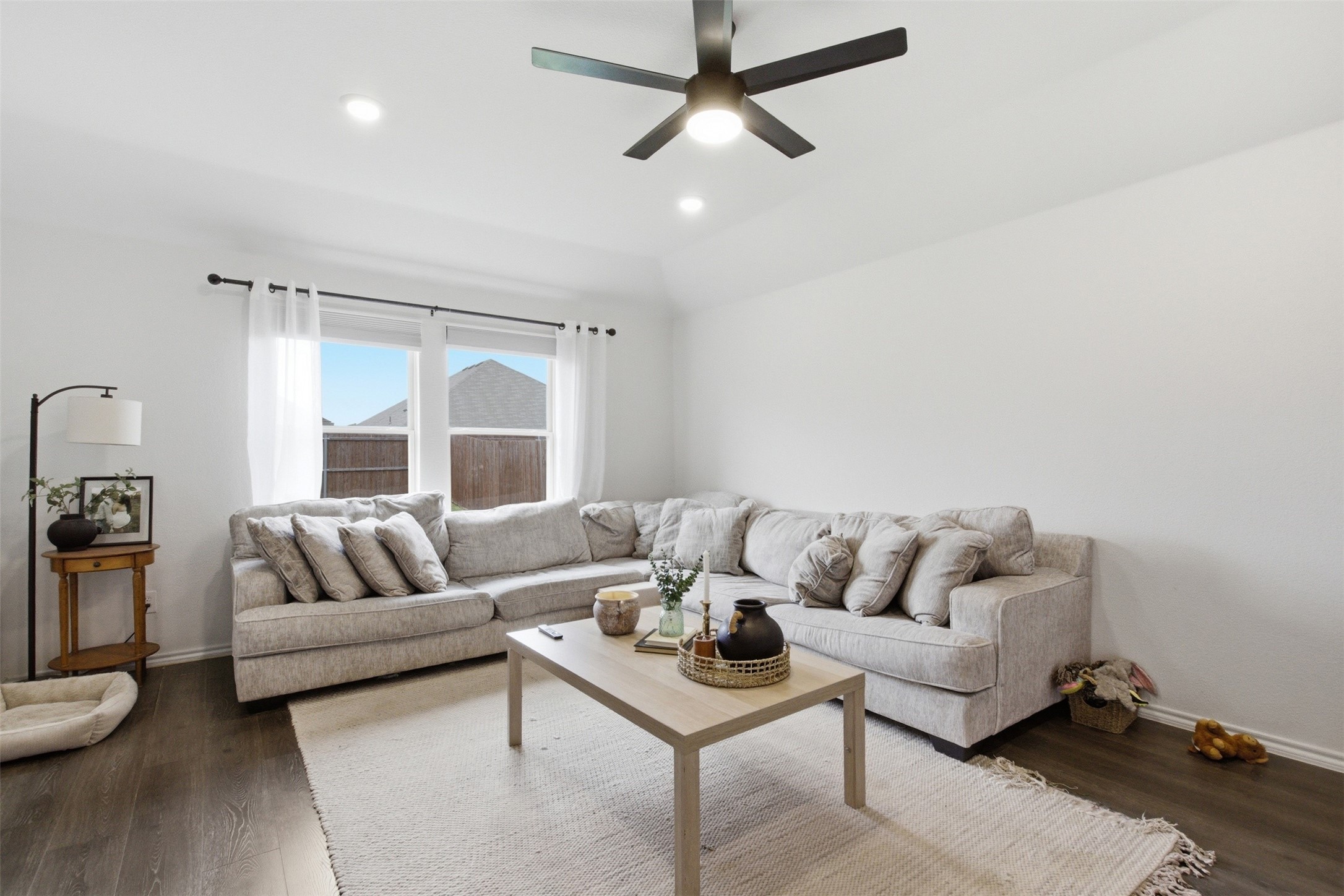 1200 Canterbury Lane Ennis TX 75119