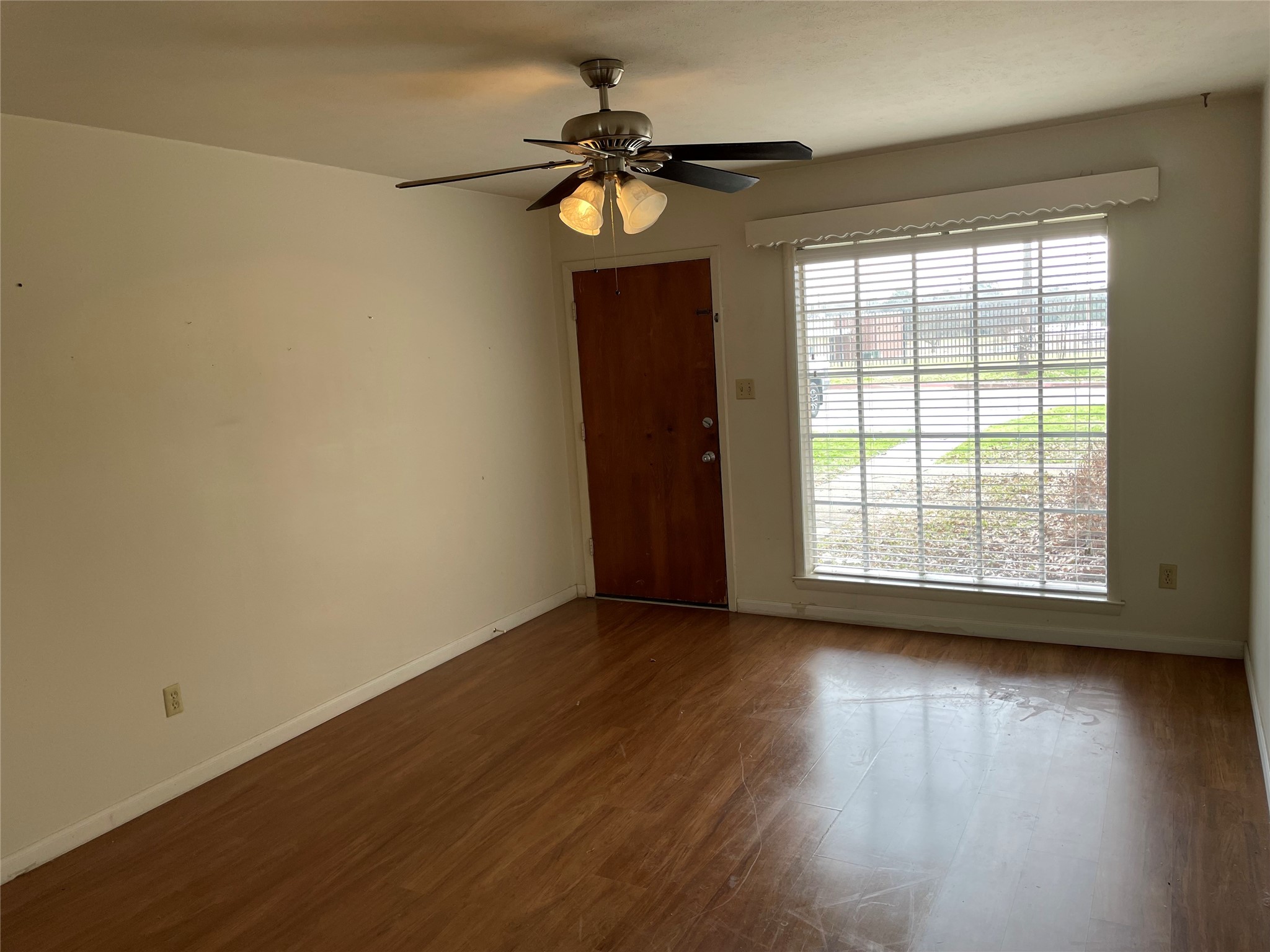 409 Royal Street Athens TX 75751