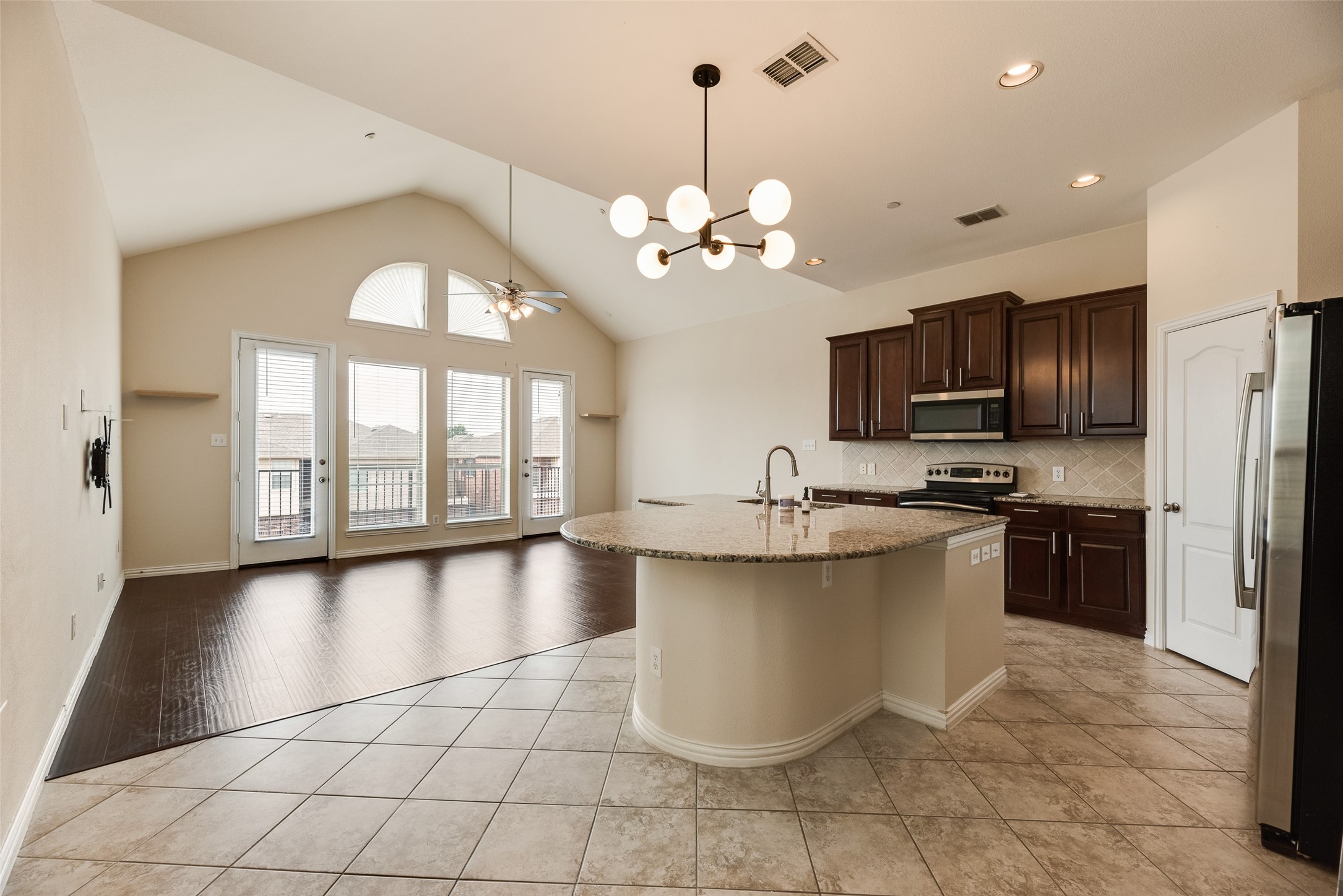 1916 Lantana Lane Irving TX 75063