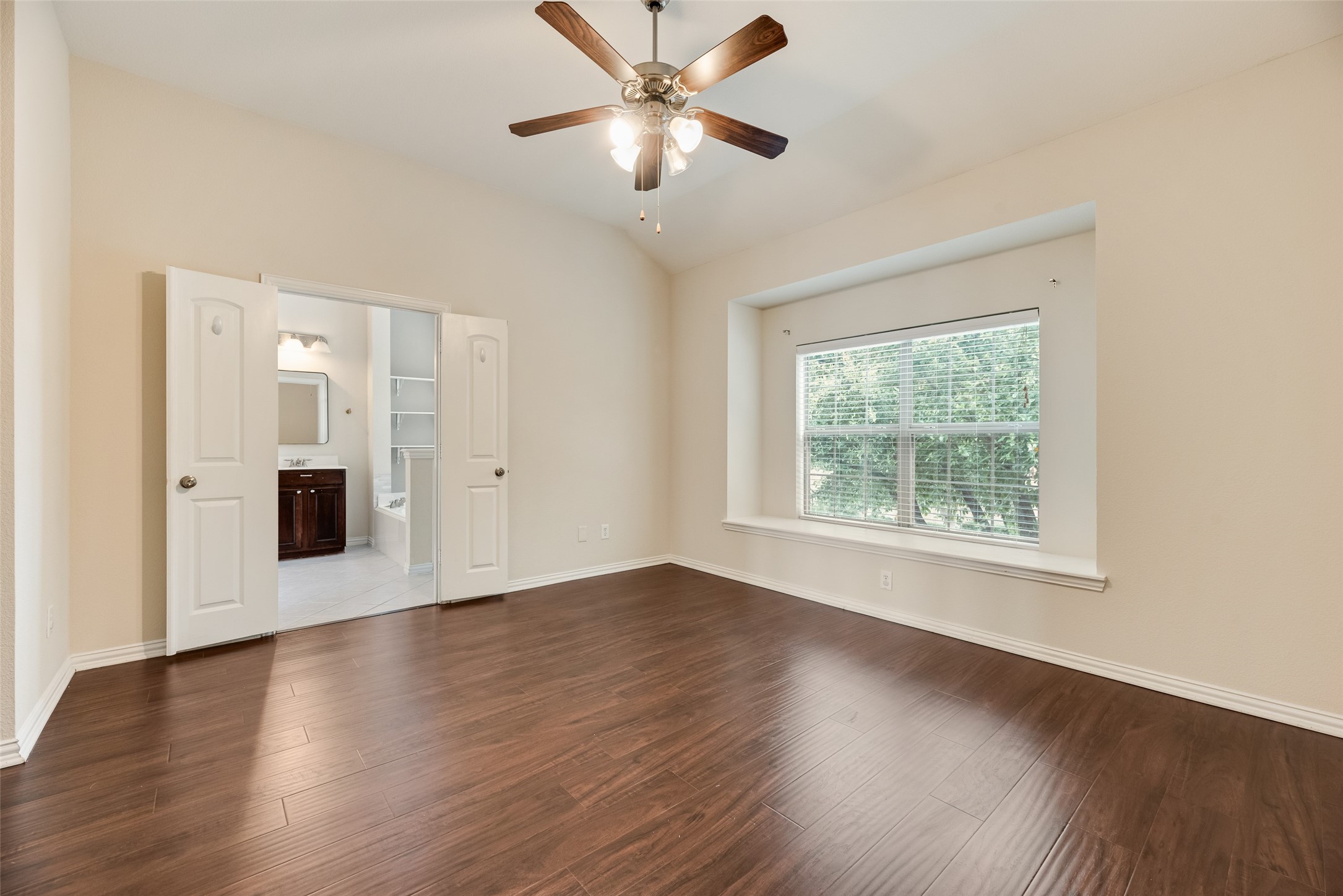 1916 Lantana Lane Irving TX 75063