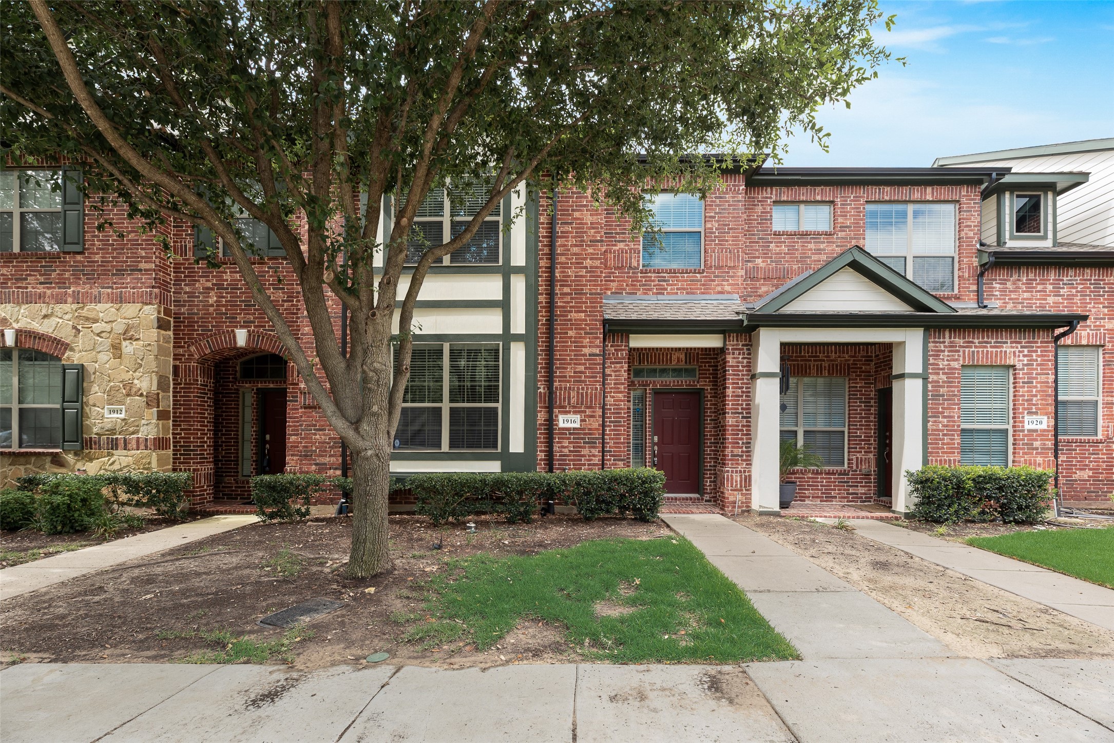 1916 Lantana Lane Irving TX 75063