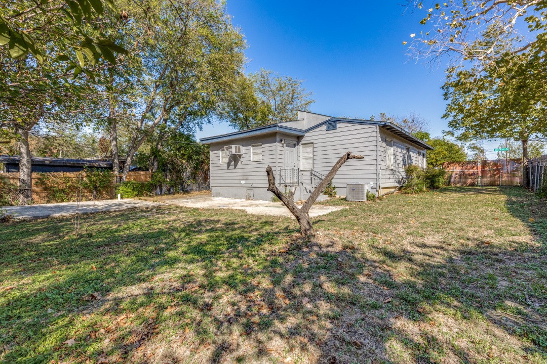 4256 Standish Road Fort Worth TX 76133