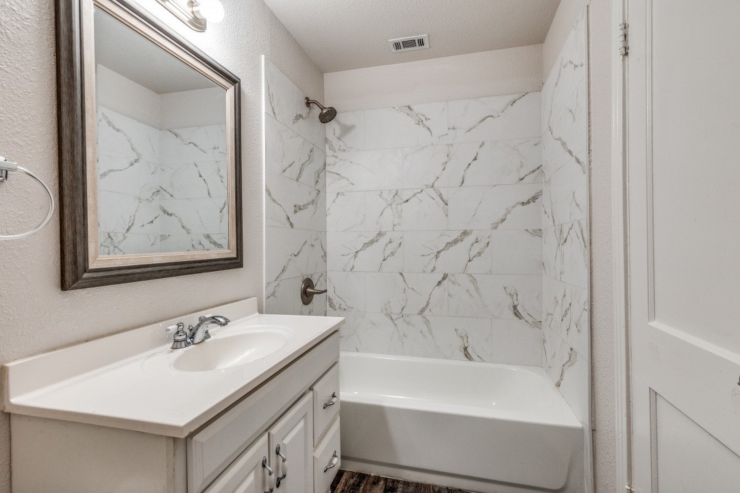4256 Standish Road Fort Worth TX 76133