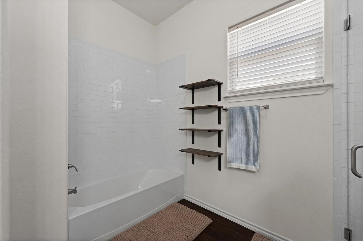 2612 Dove Trail Granbury TX 76048