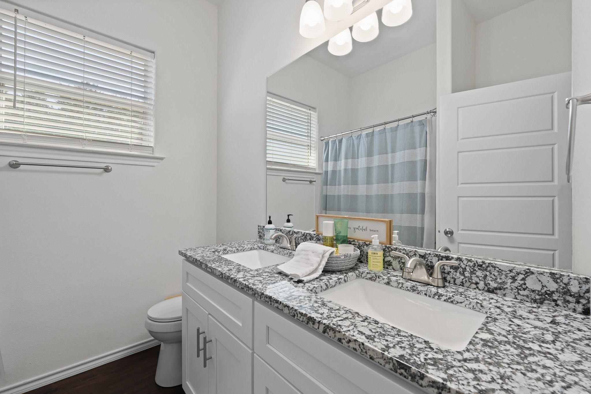 2612 Dove Trail Granbury TX 76048
