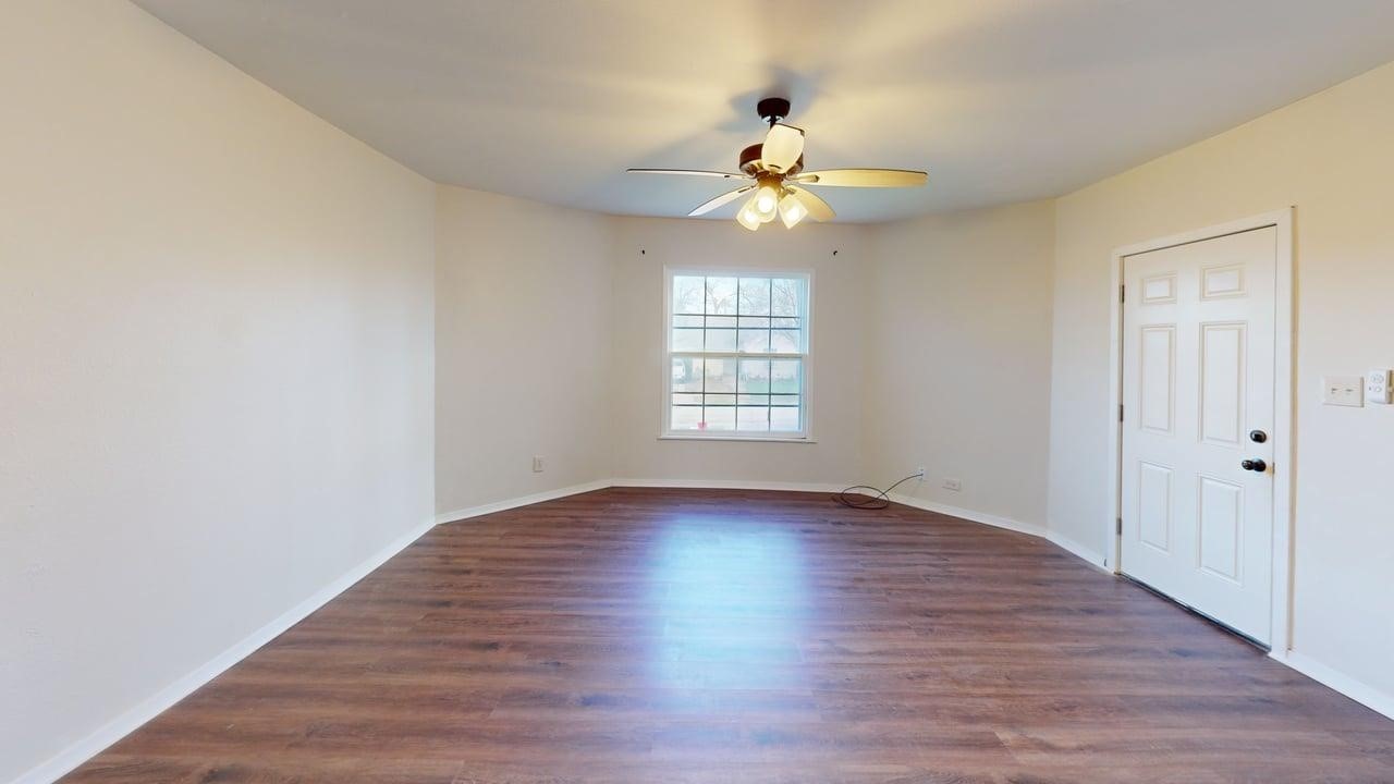224 W Hull Street Denison TX 75020