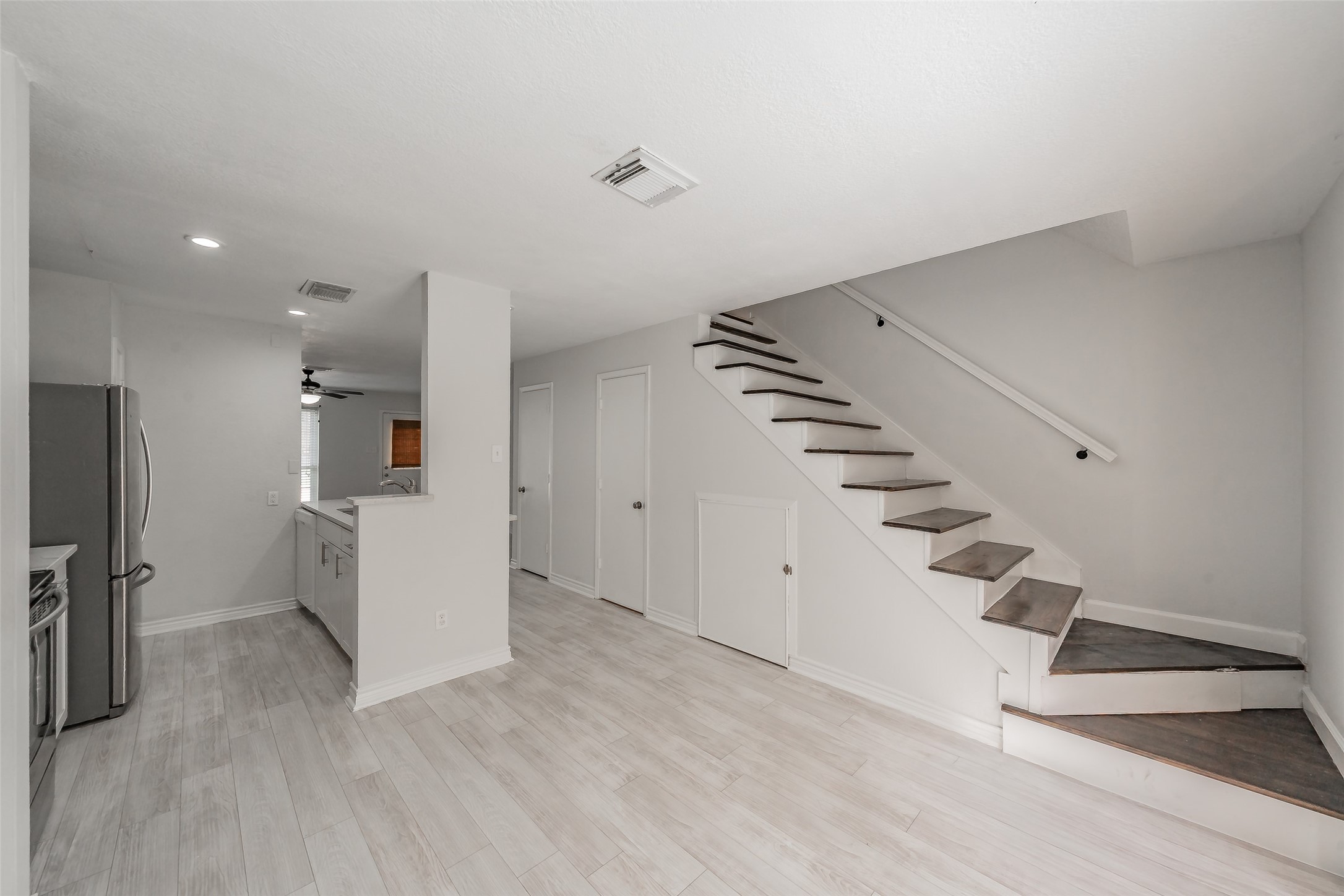 193 Merlin Way Euless TX 76039