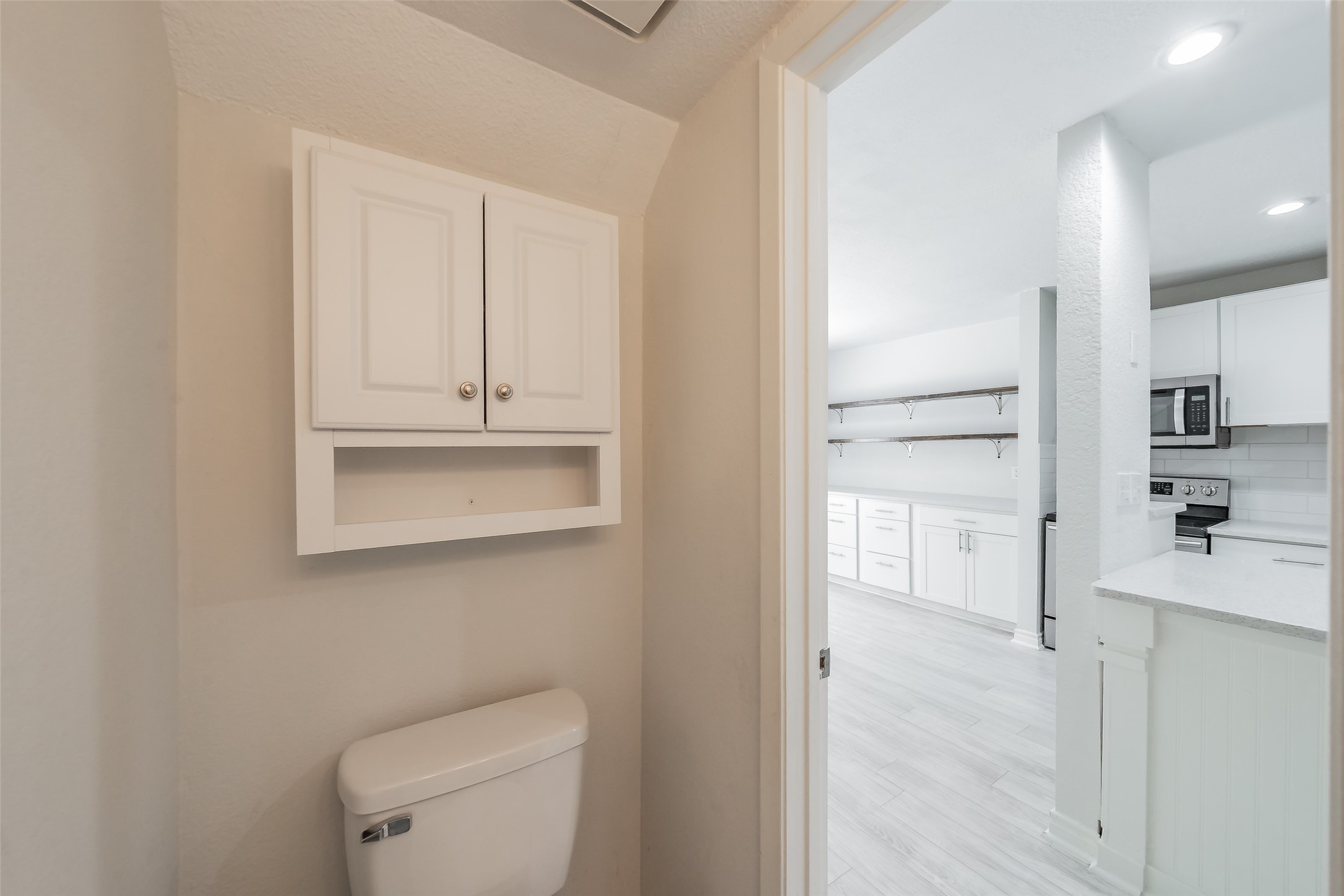 193 Merlin Way Euless TX 76039