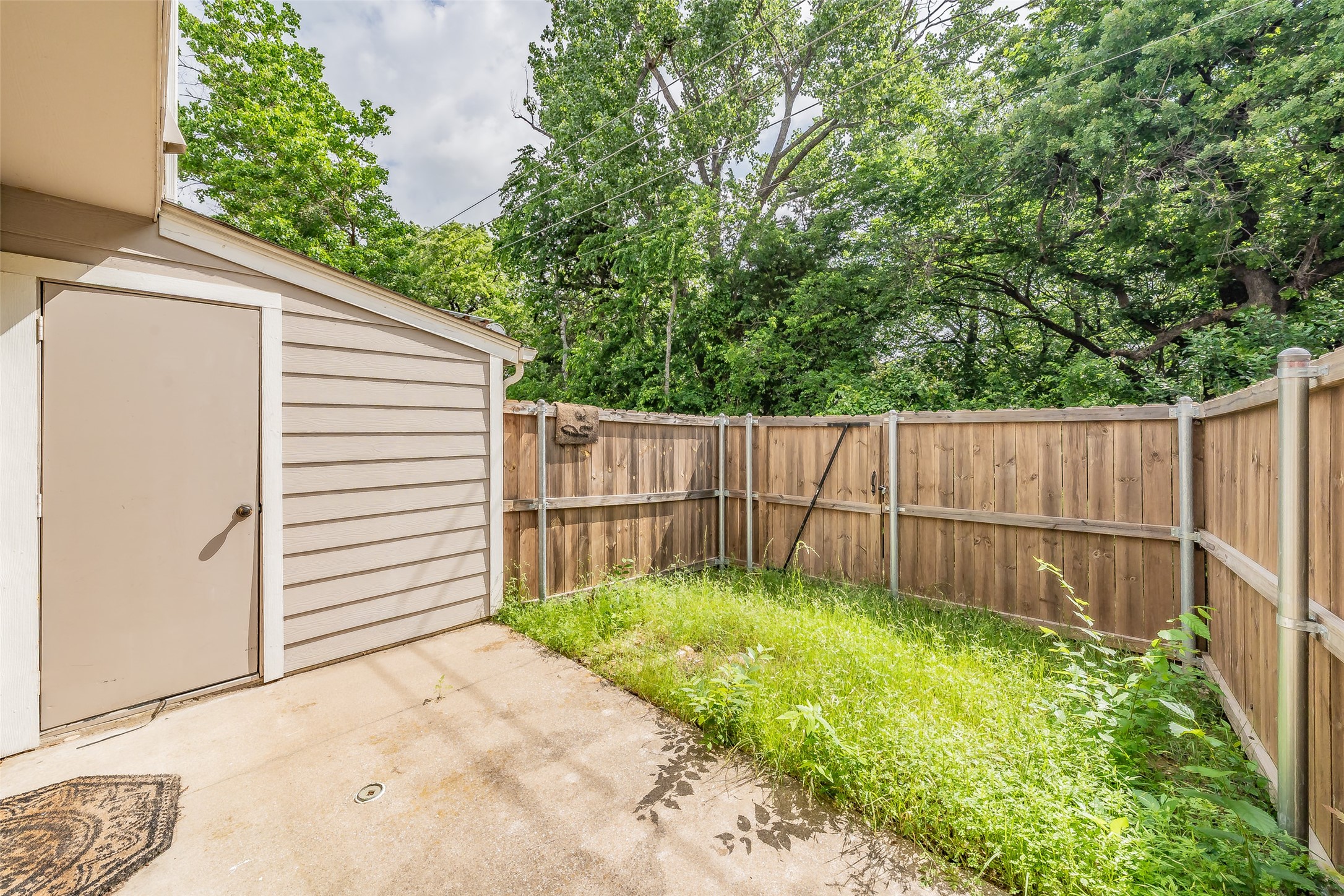 193 Merlin Way Euless TX 76039