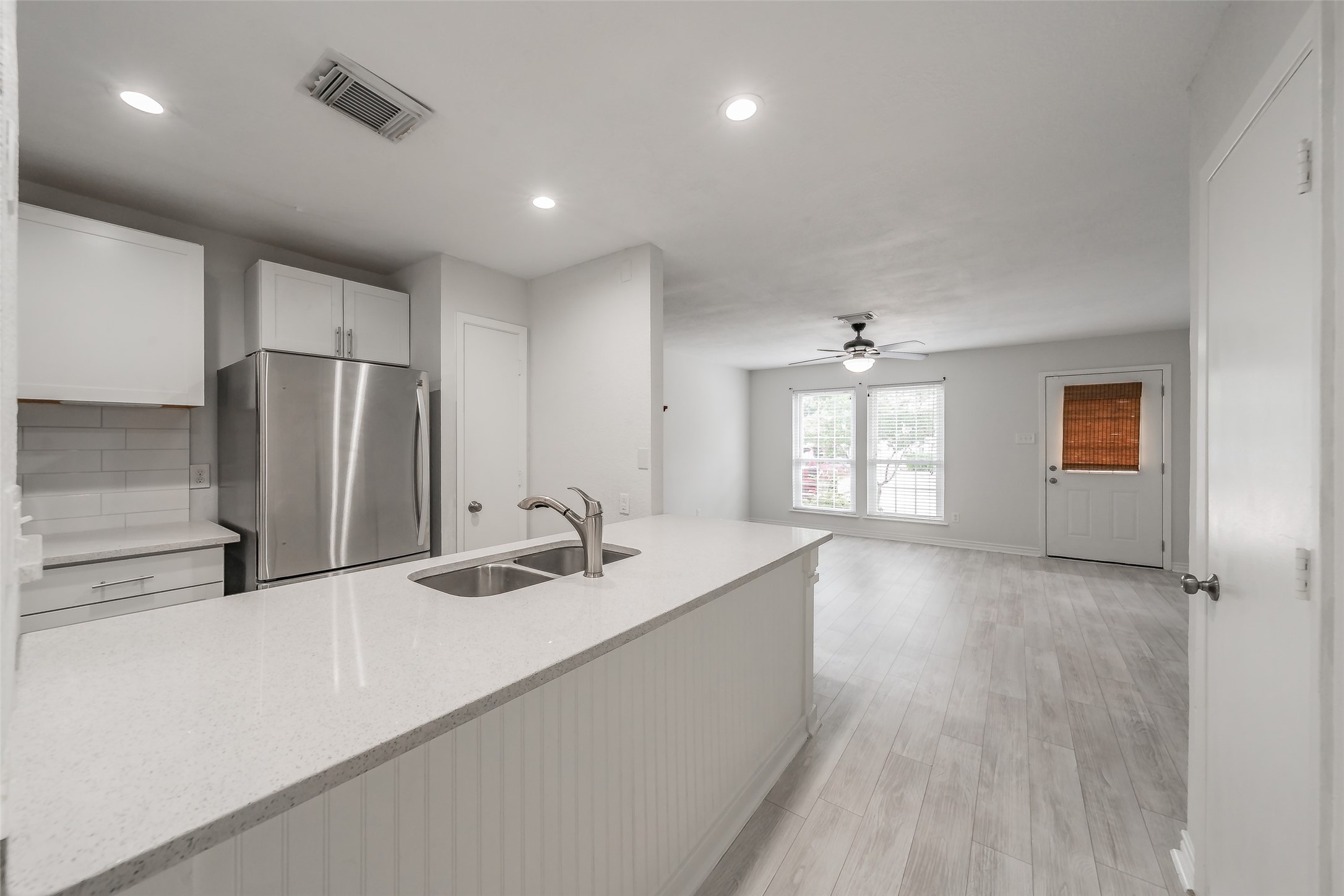 193 Merlin Way Euless TX 76039