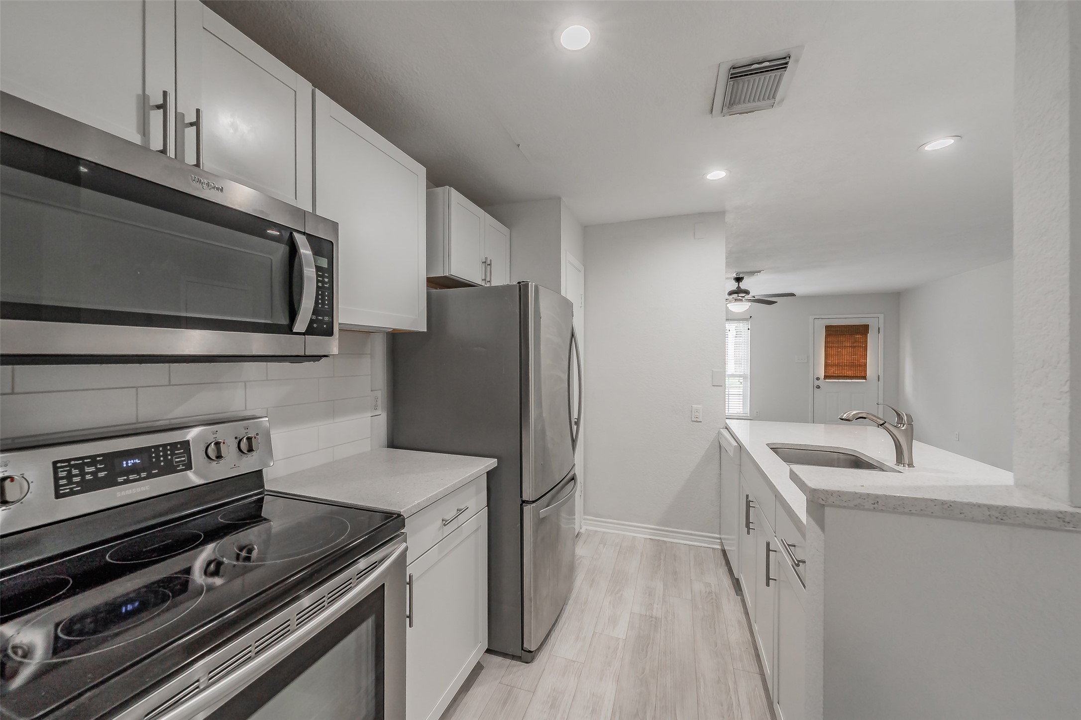 193 Merlin Way Euless TX 76039