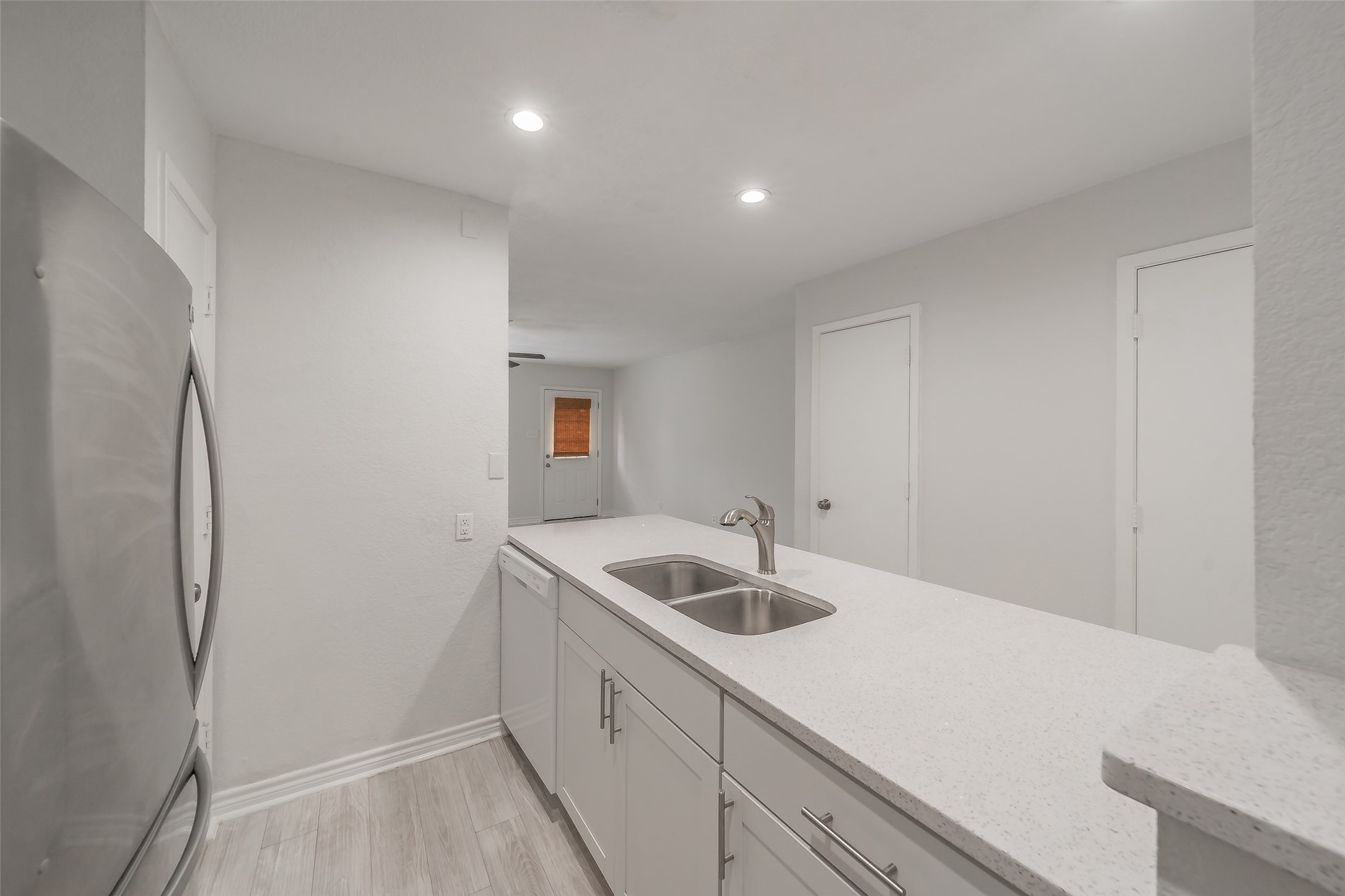 193 Merlin Way Euless TX 76039