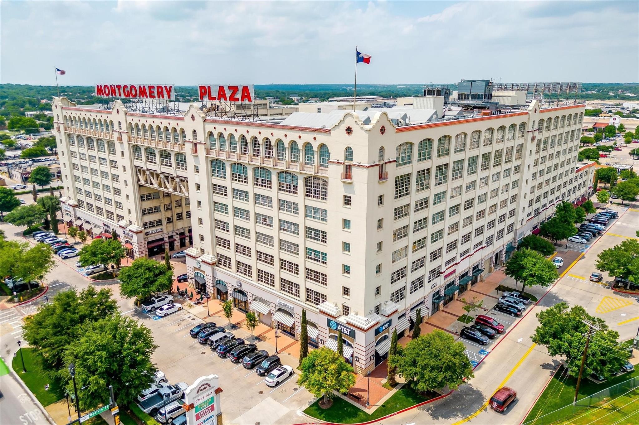 2600 W 7th Street Fort Worth TX 76107