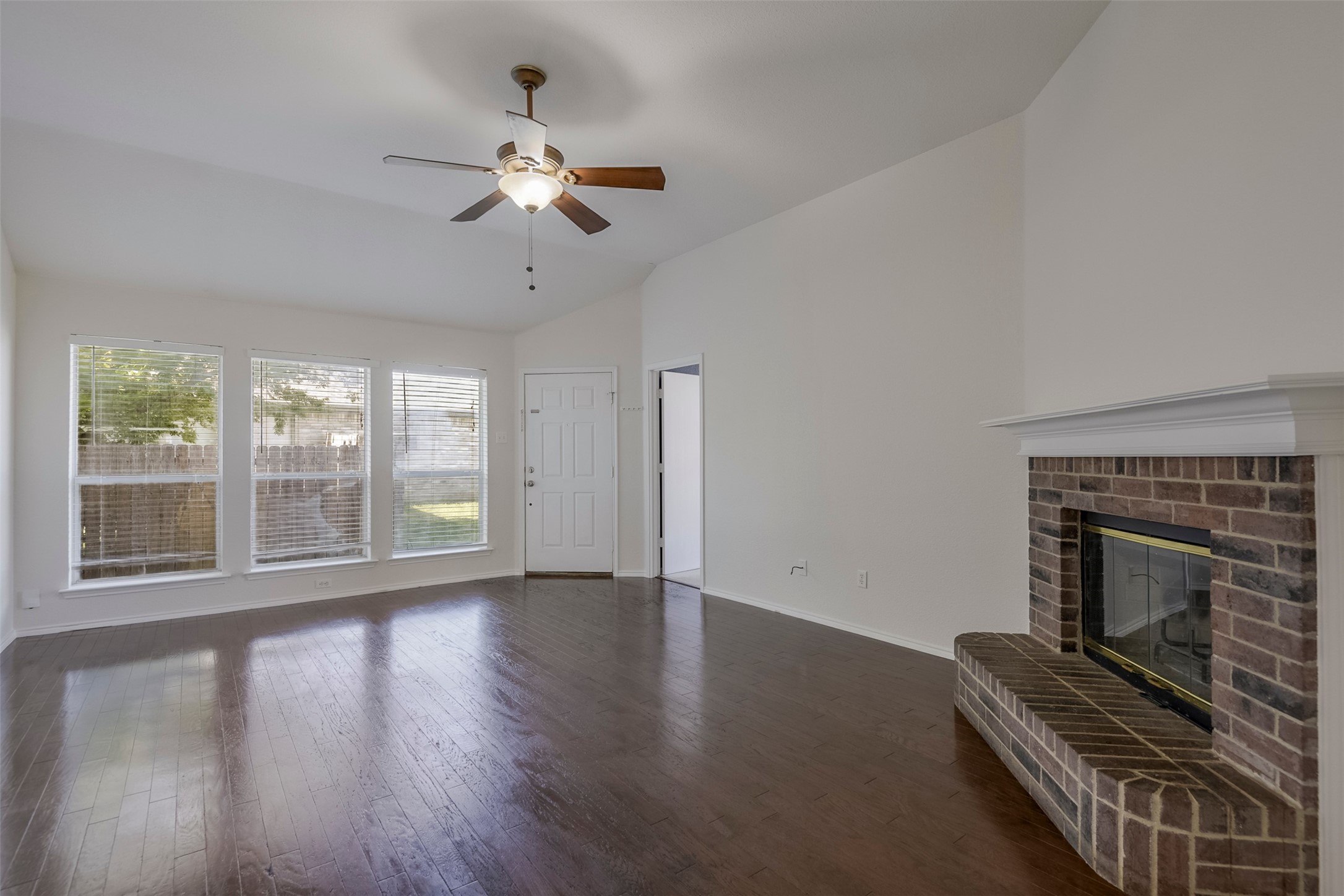 1322 Indian Wells Trail Midlothian TX 76065