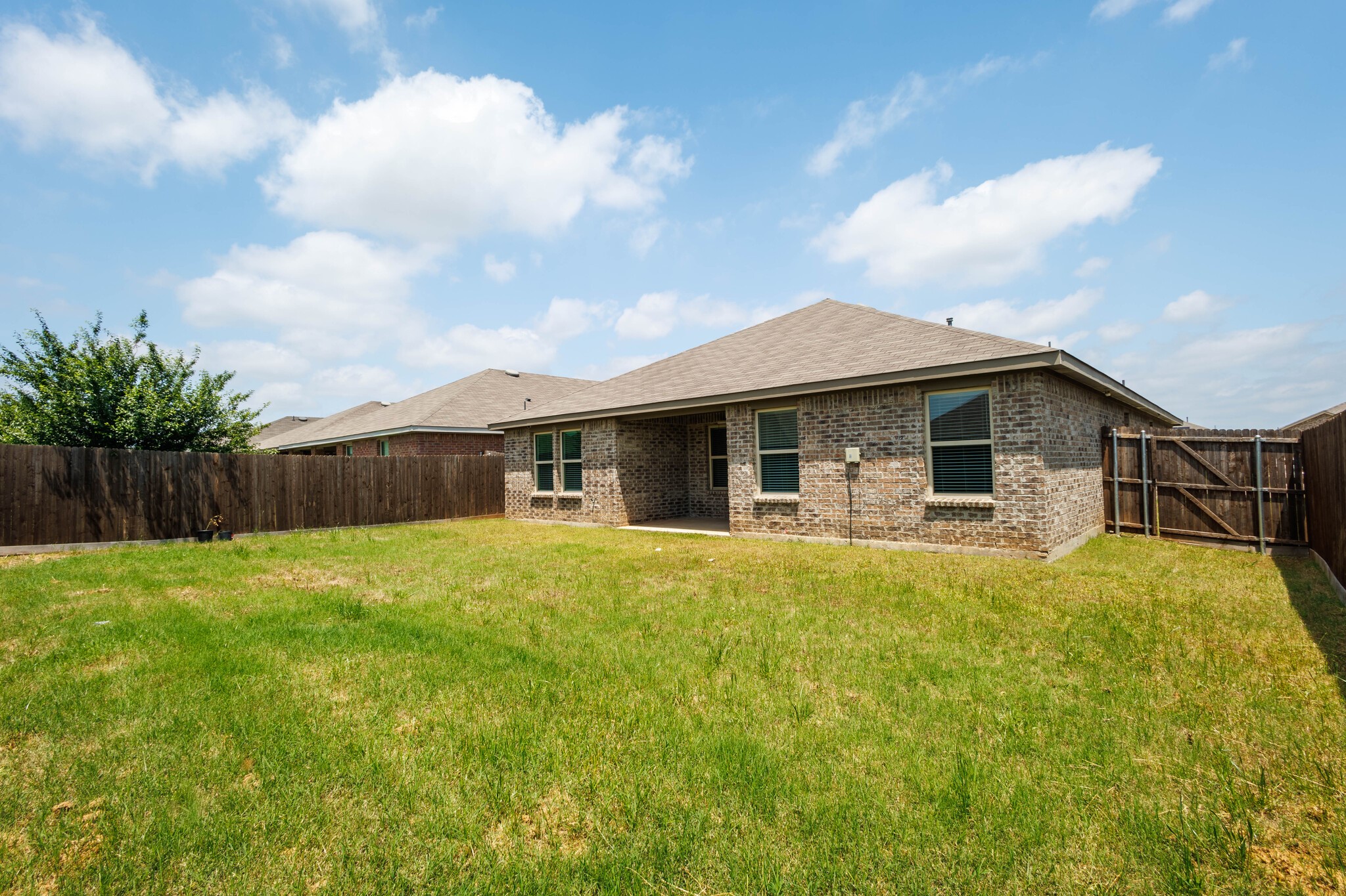 2940 Lawson Drive Royse City TX 75189