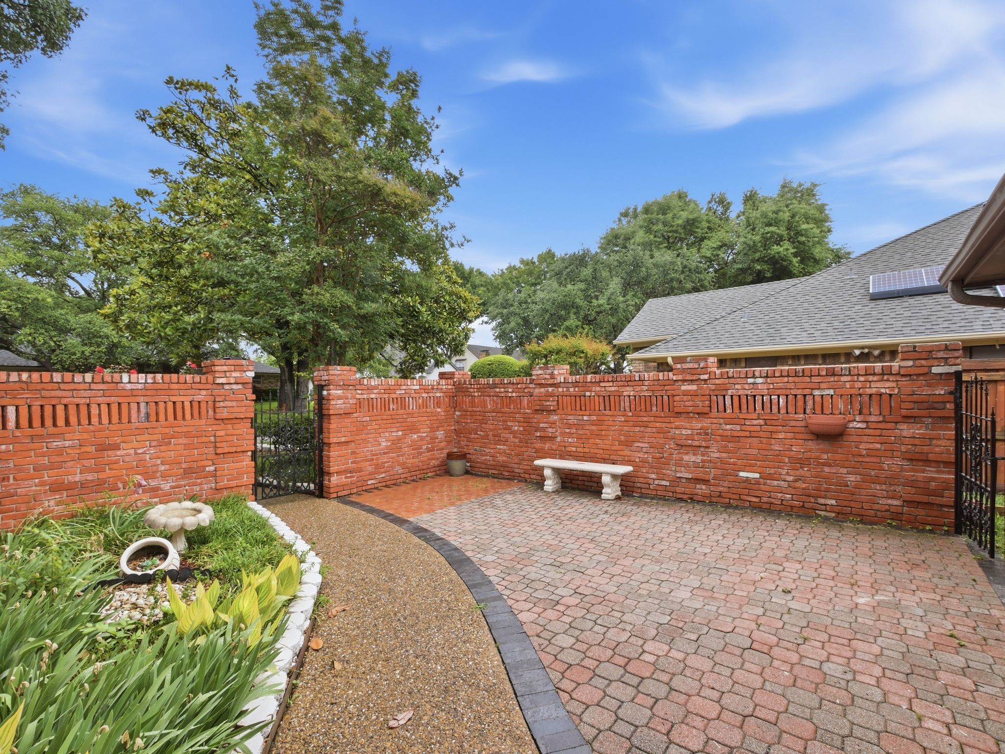 10211 Shadow Way Dallas TX 75243