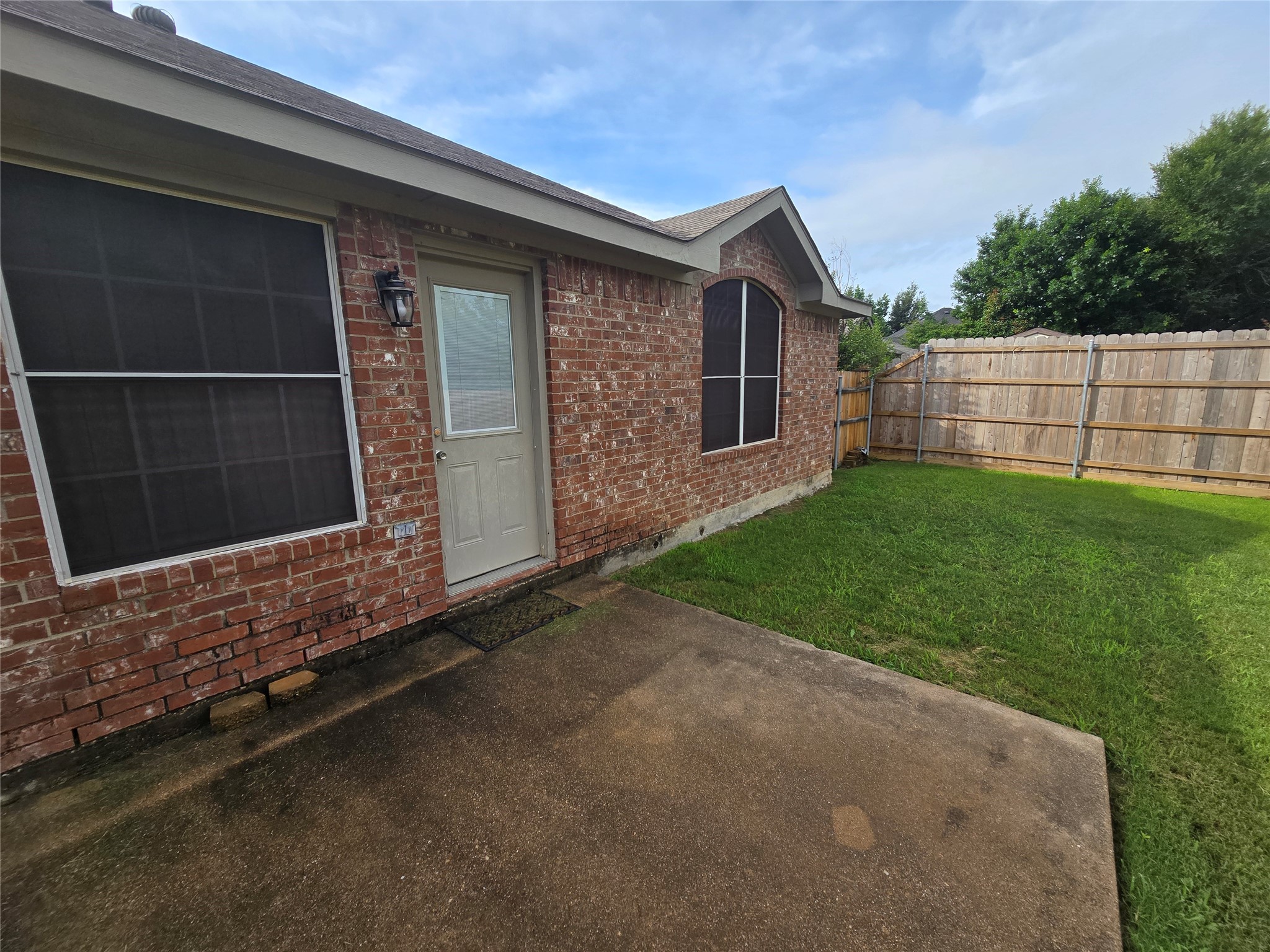 2816 Oakdale Drive Burleson TX 76028