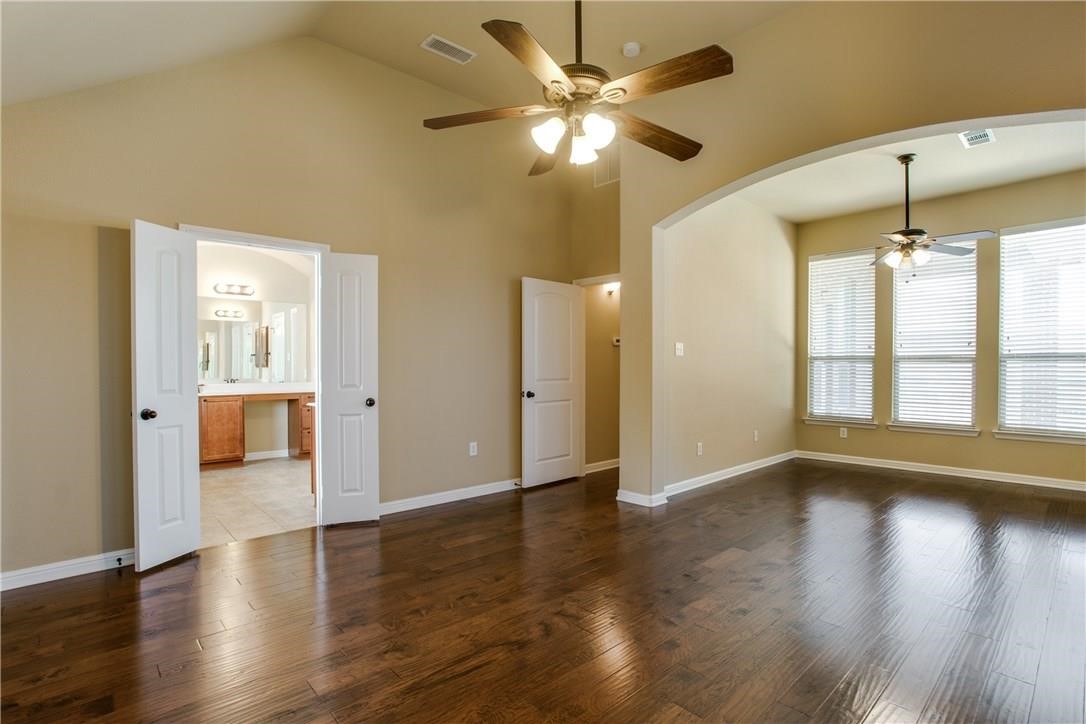 916 Partridge Drive Aubrey TX 76227