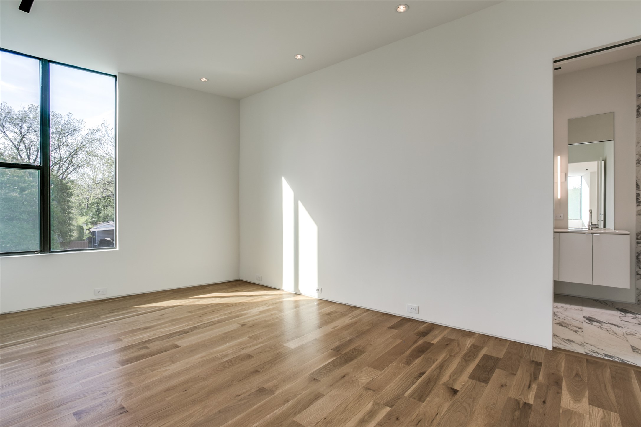 2422 N Carroll Avenue Dallas TX 75204