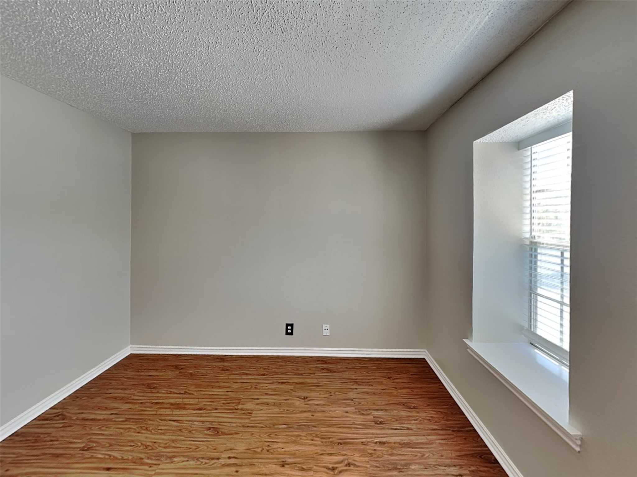 931 Roaring Springs Road Fort Worth TX 76114