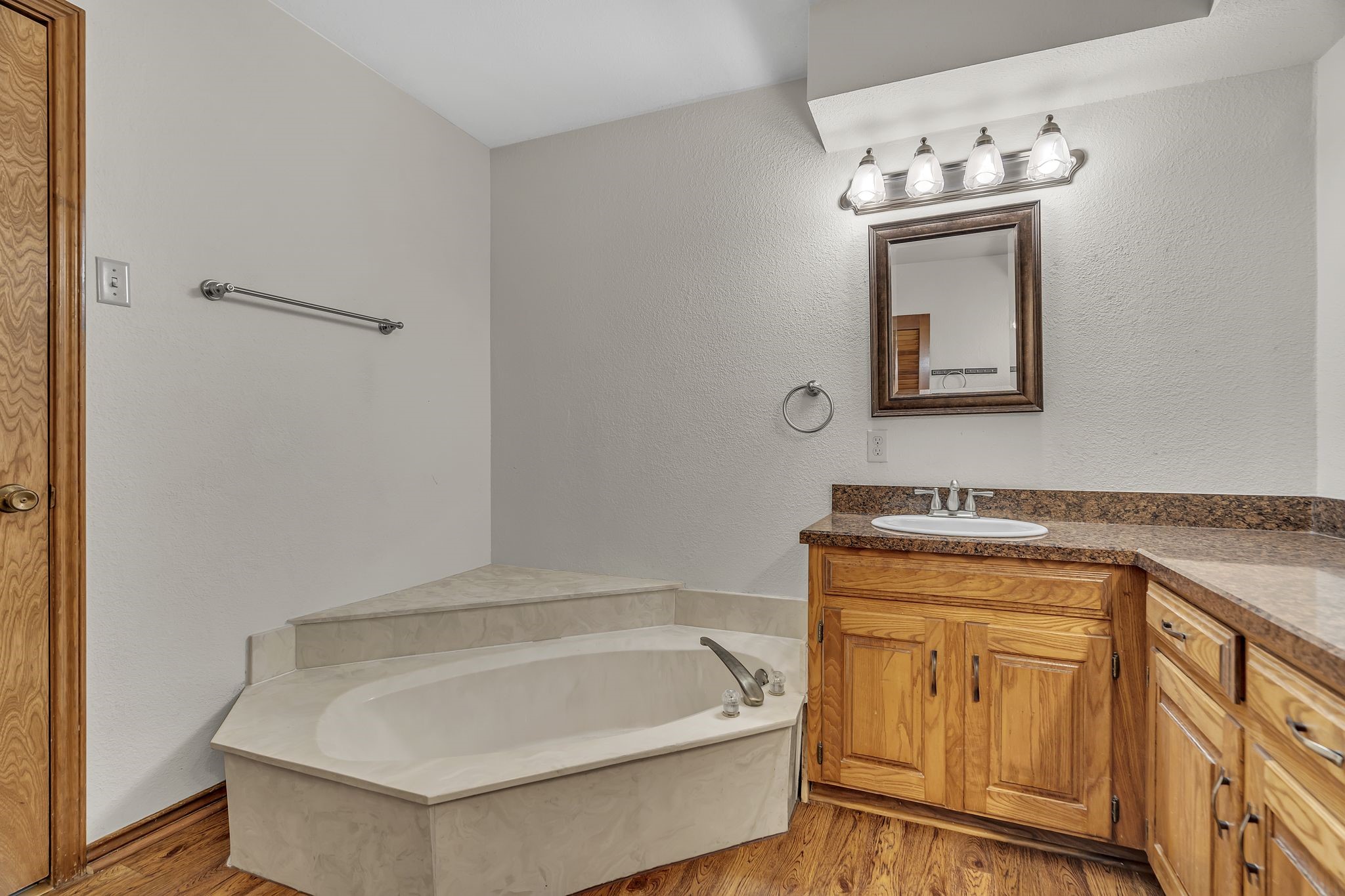 1009 Kings Canyon Court Grapevine TX 76051